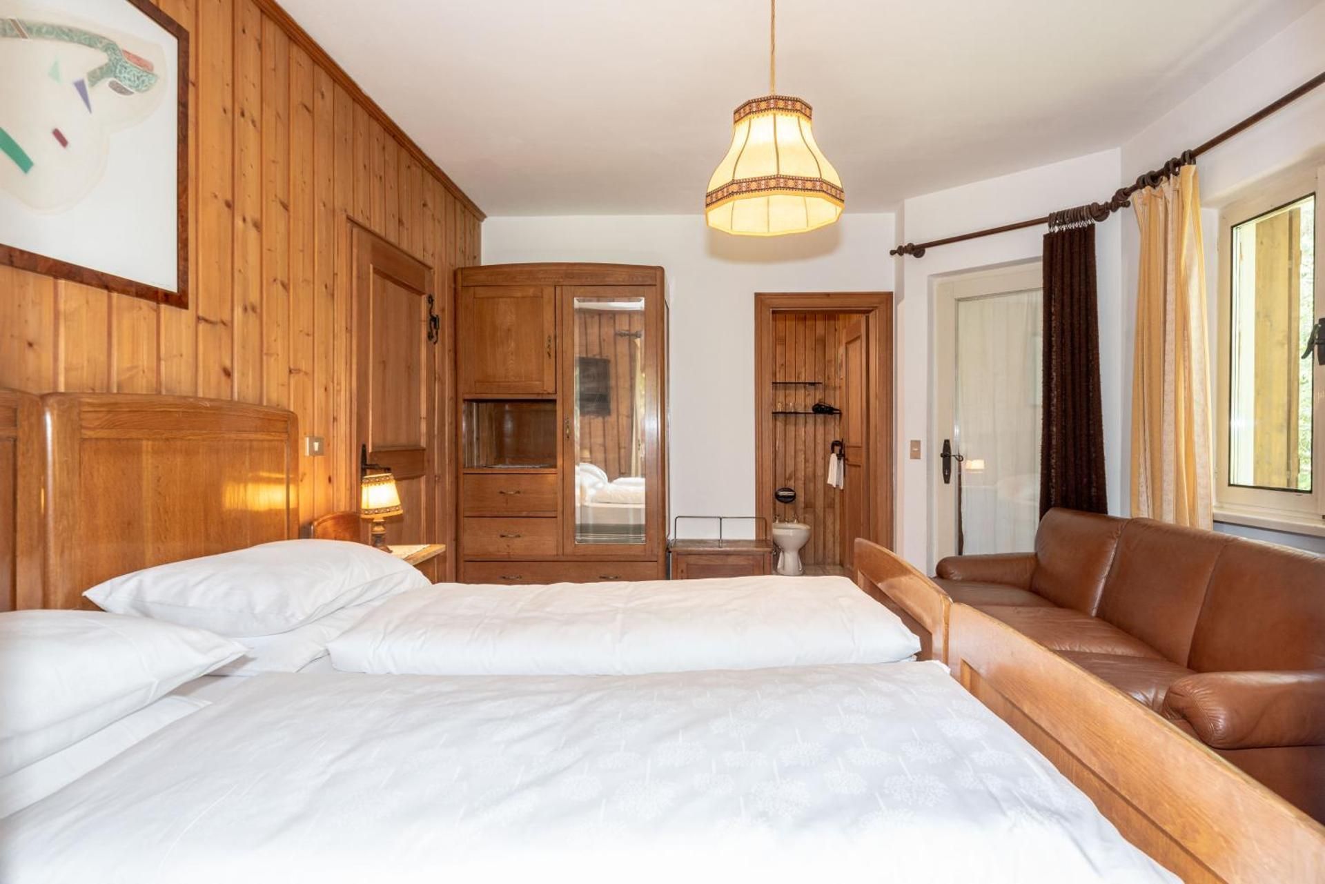 Deluxe Double or Twin Room with Balcony
