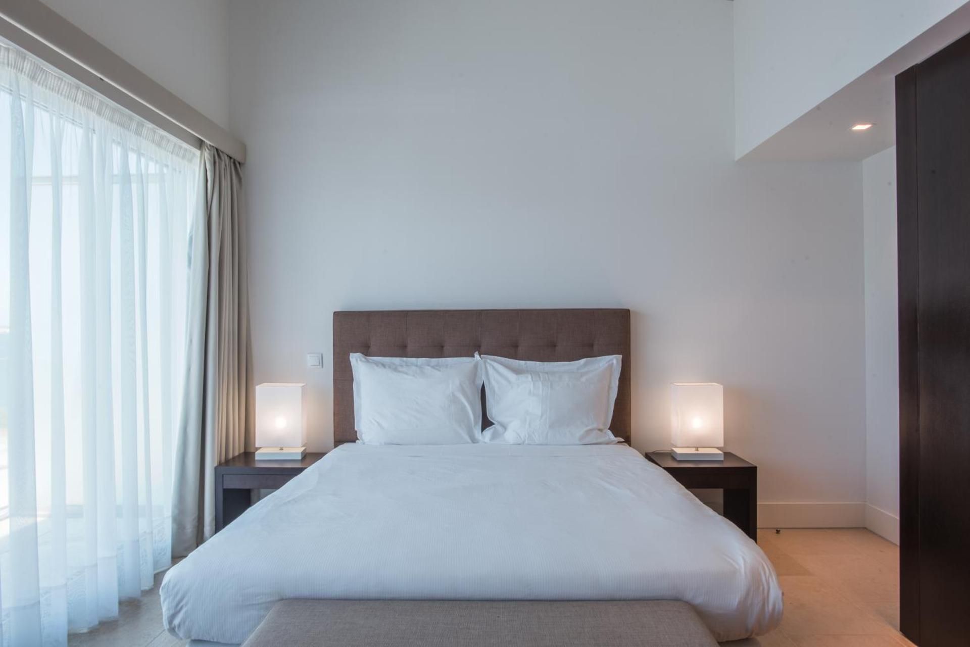 Duplex Two-Bedroom Apartment with Marina View