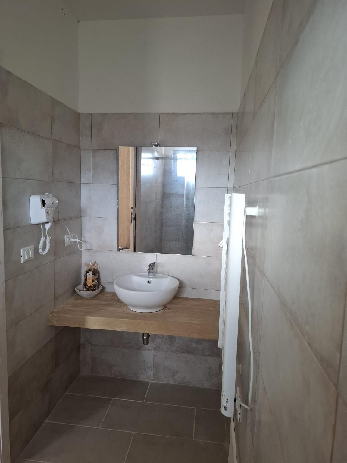 Triple Room - 1 Double Bed and 1 Single Bed