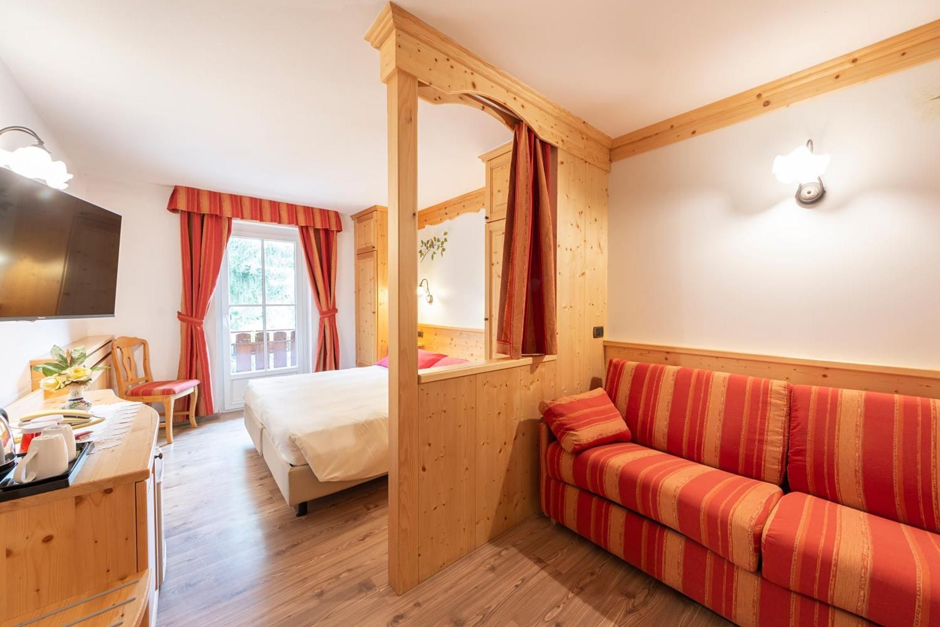 Double or Twin Room with Mountain View - Annex