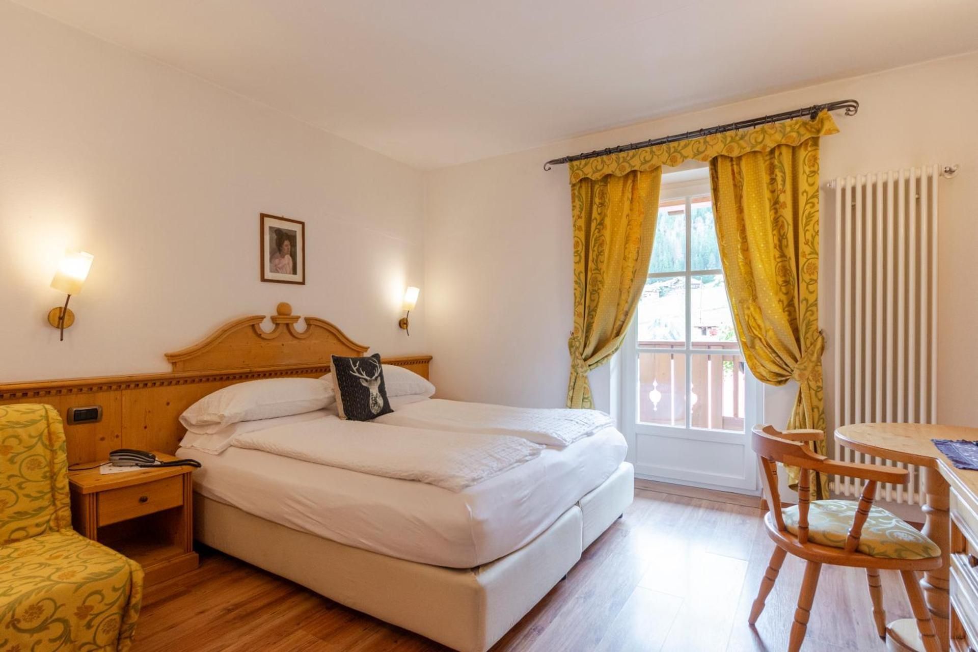 Junior Suite with Balcony