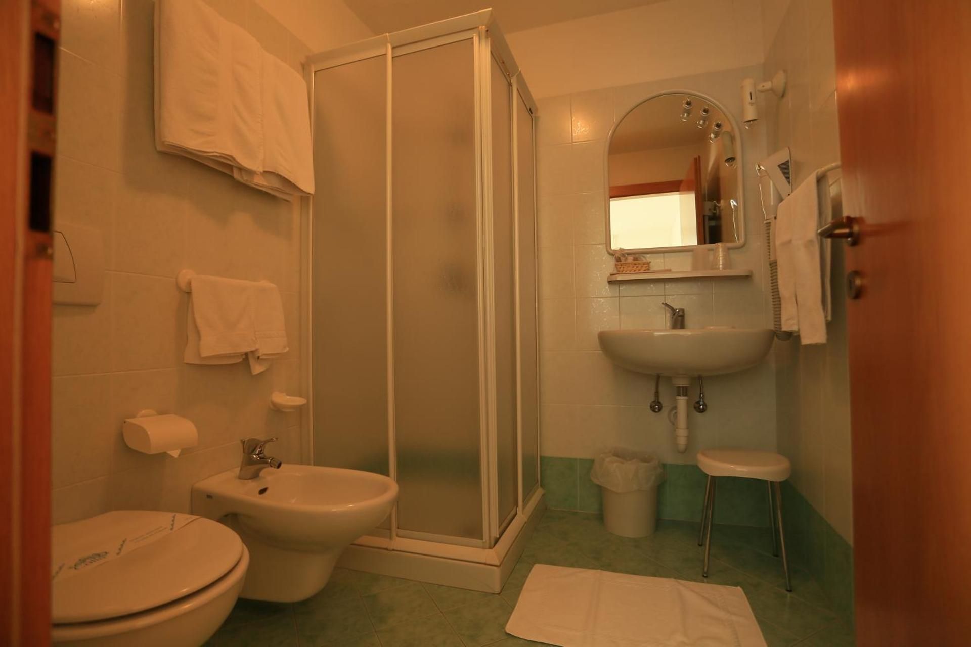 Triple Room with Garden View