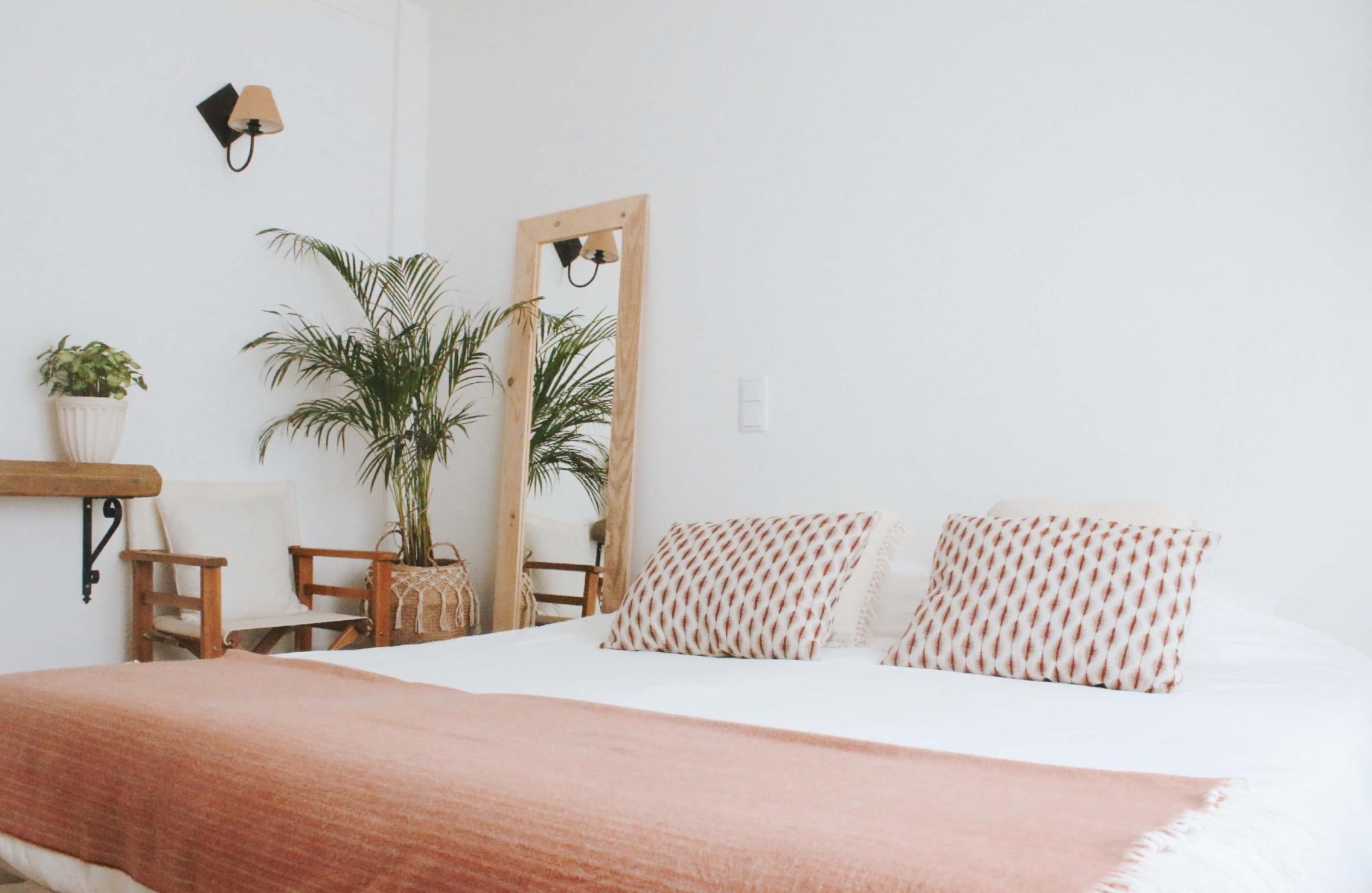 Double Room with 1 Double Bed