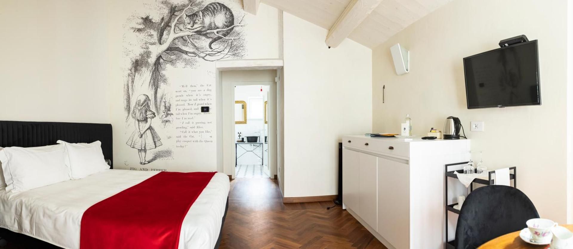 Studio Apartment