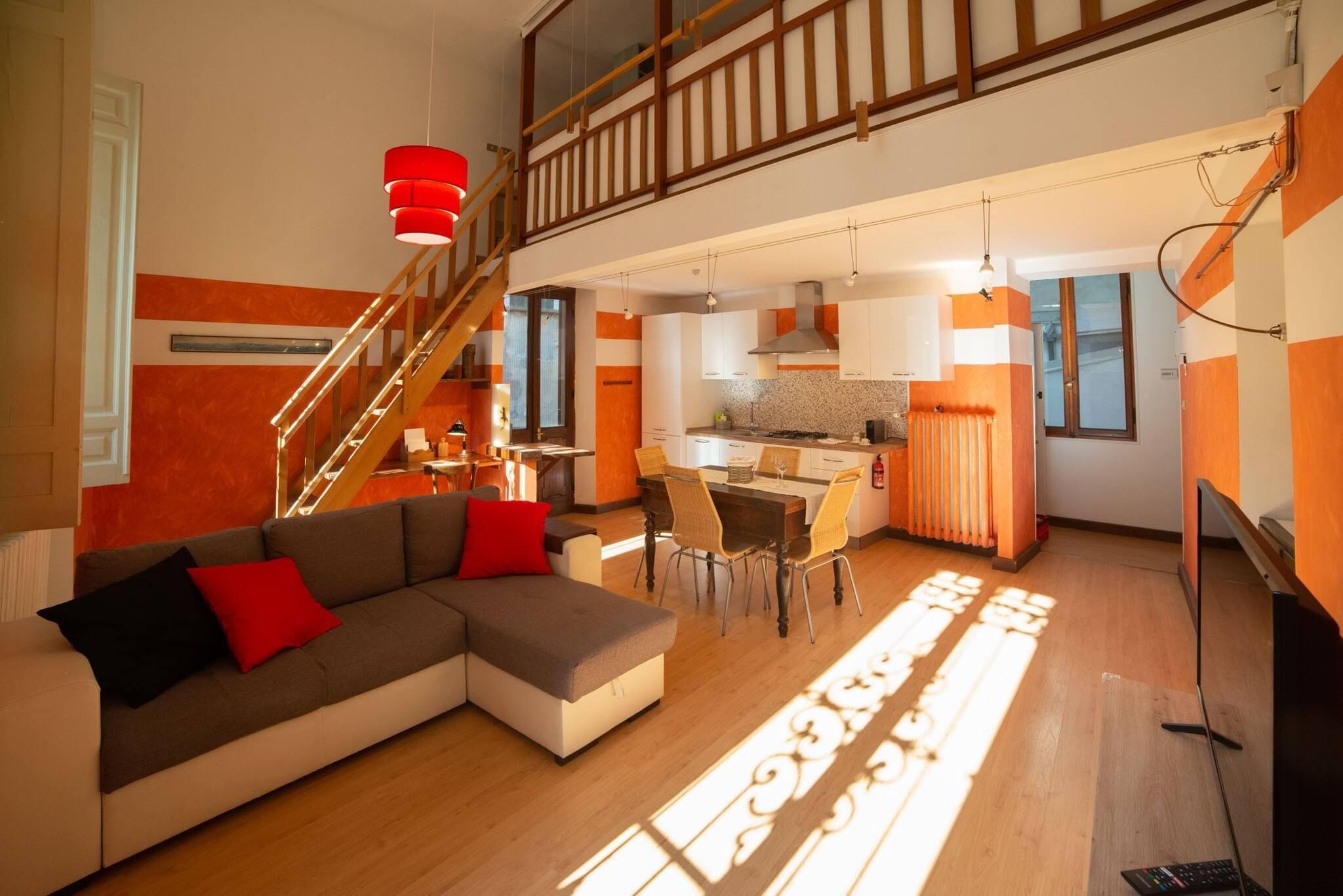 apartment - entire house or apartment