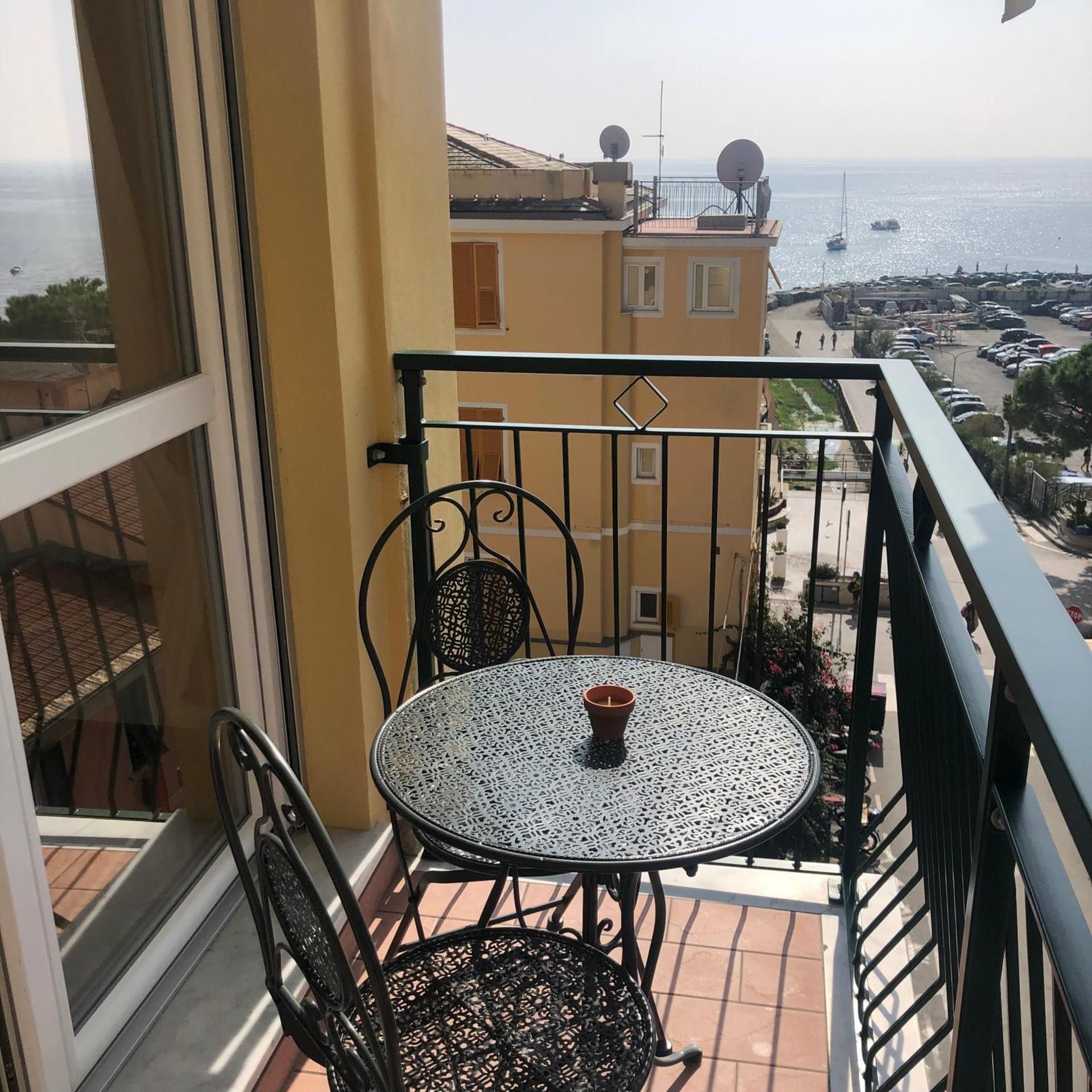 Queen Suite with Sea View