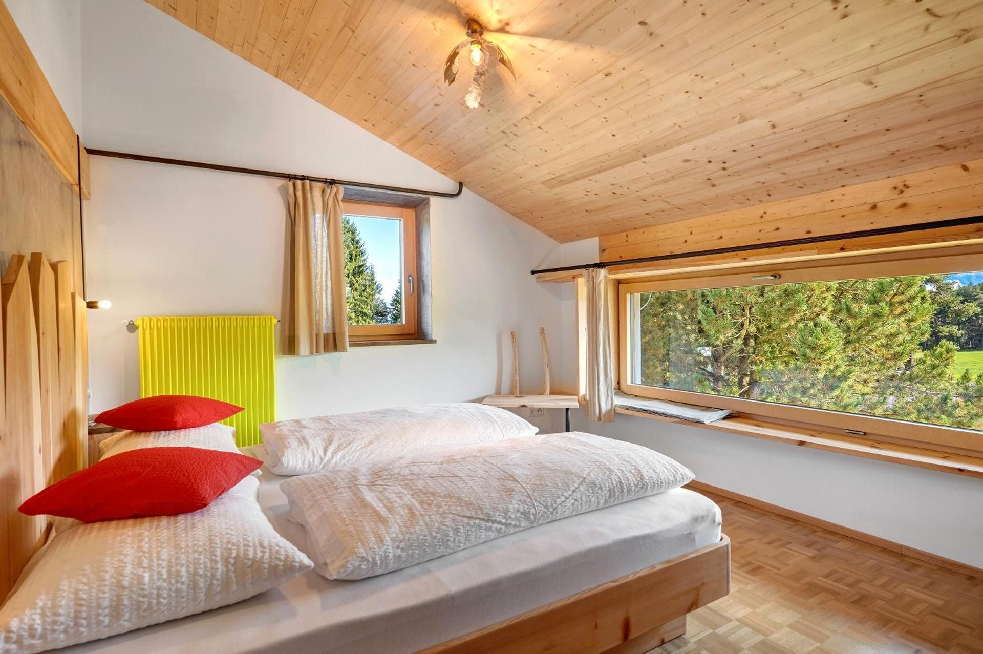 Superior One-Bedroom Apartment with Balcony