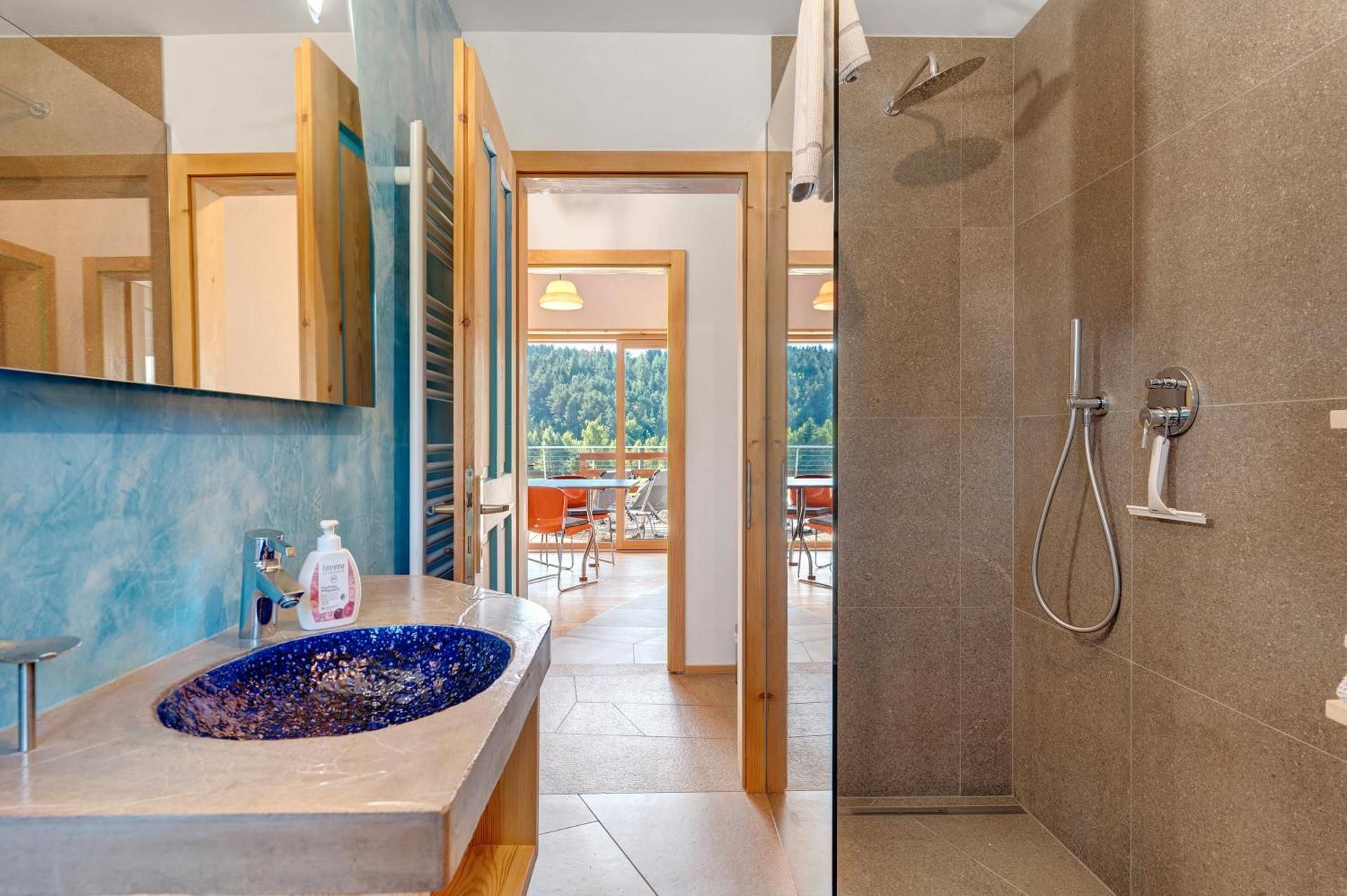 Superior One-Bedroom Apartment with Balcony