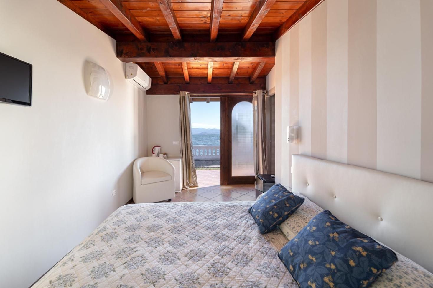 Double Room with Terrace