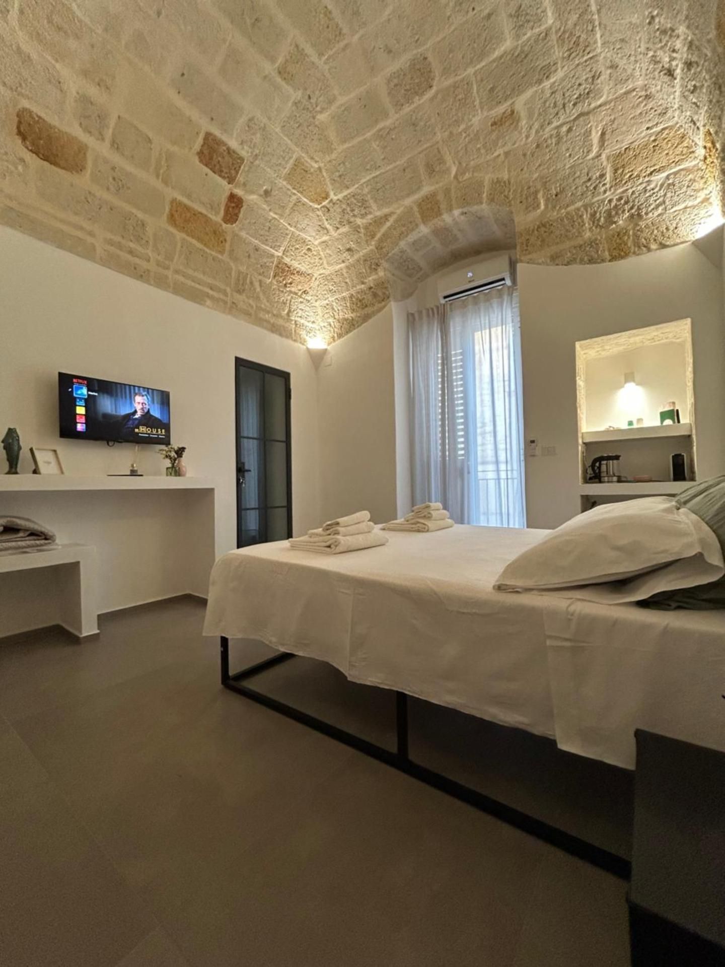 Double Room with Balcony and Sea View