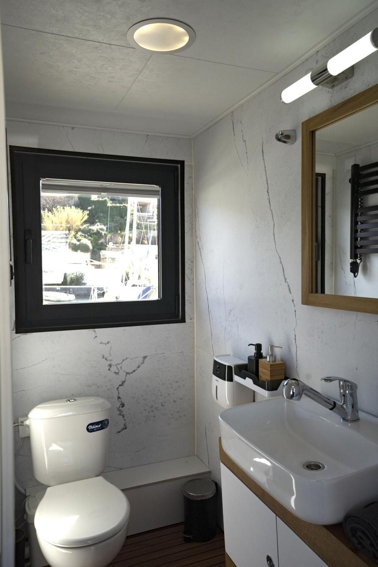 Queen Room with Sea View