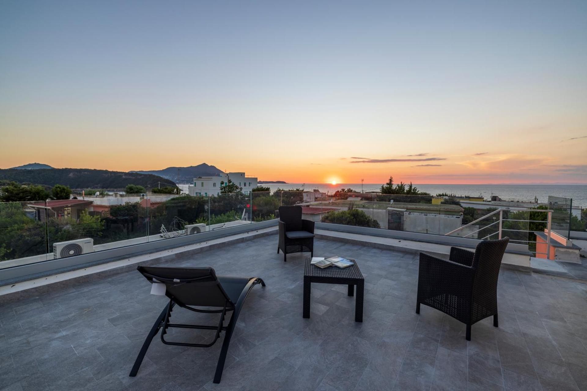 Superior Triple Room with Sea View