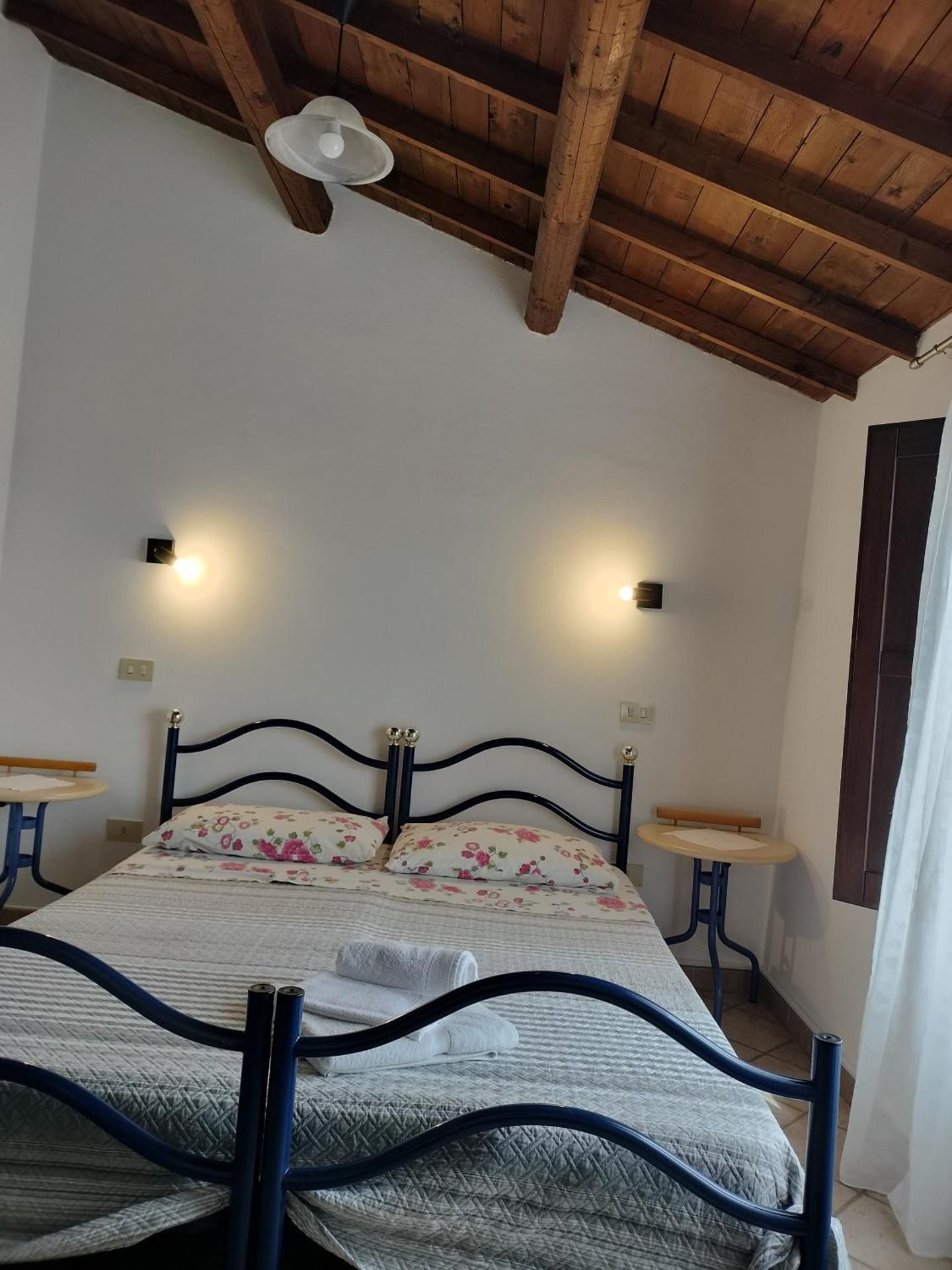 Double Room with Private External Bathroom