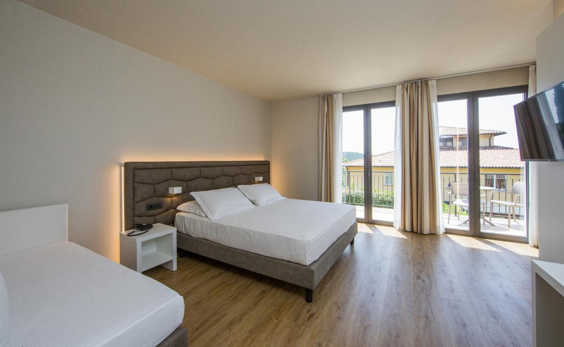 Suite with Balcony