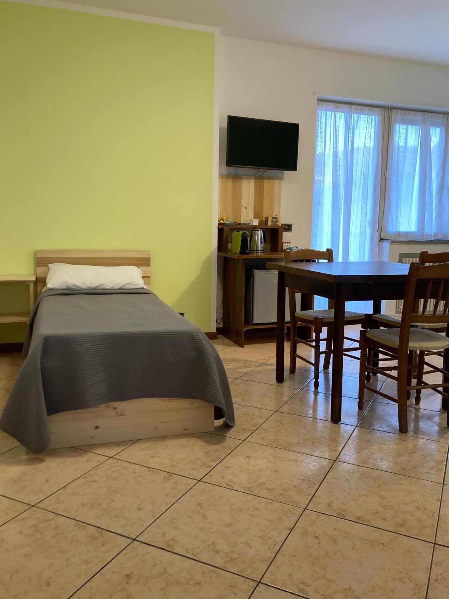 Triple Room with Private Bathroom
