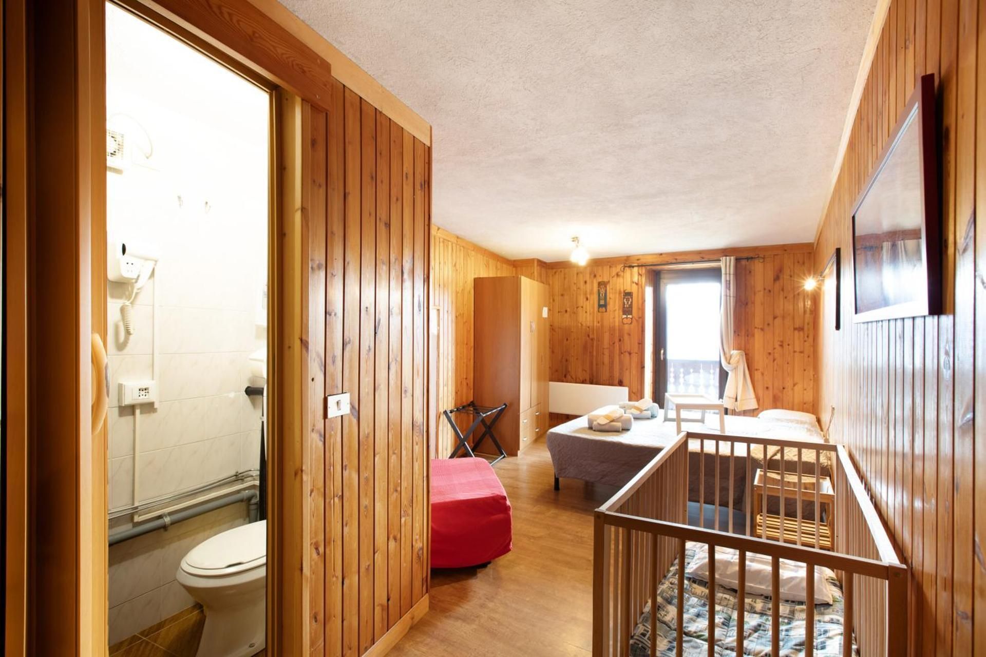 Triple Room with Shower