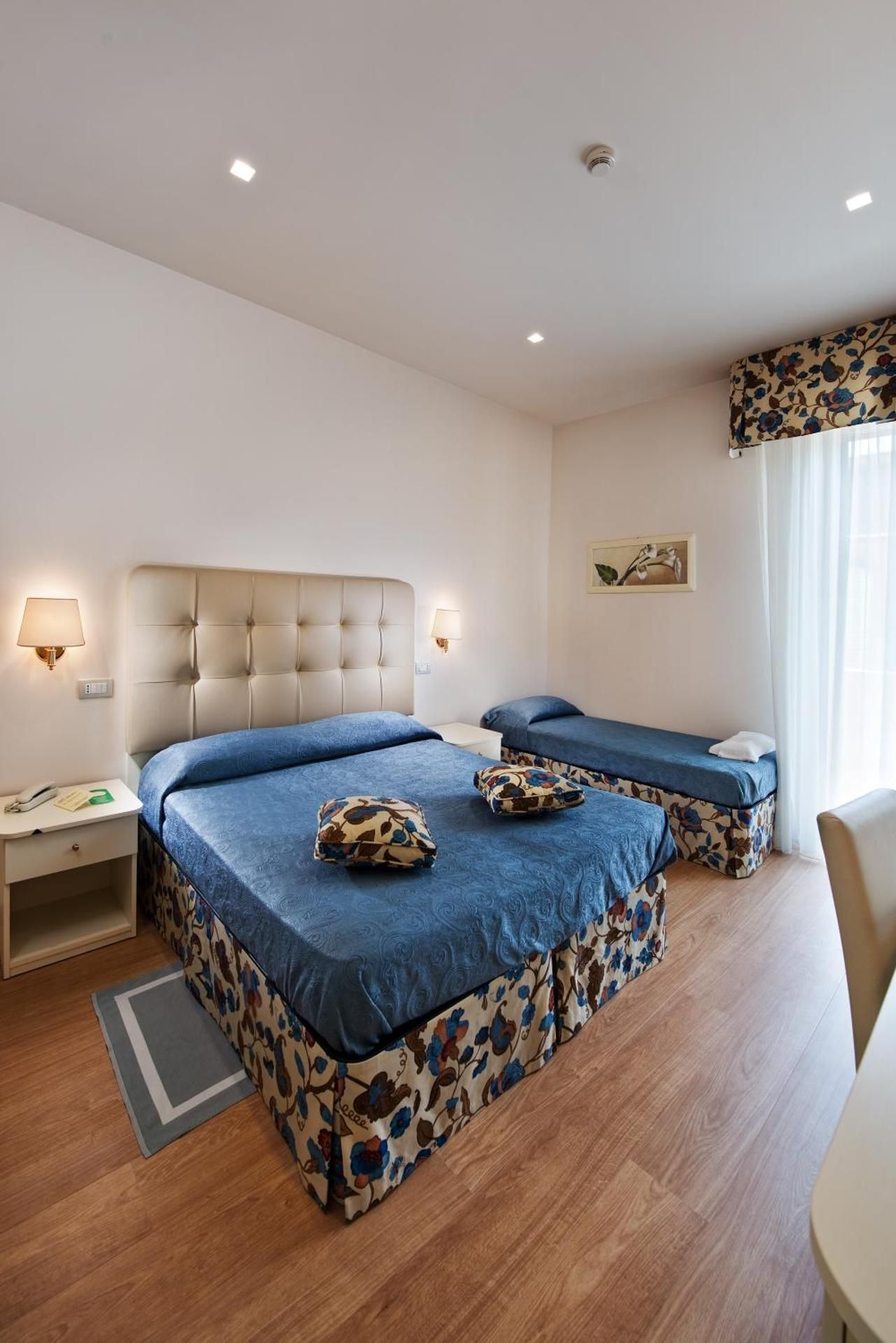 Triple Room with Balcony