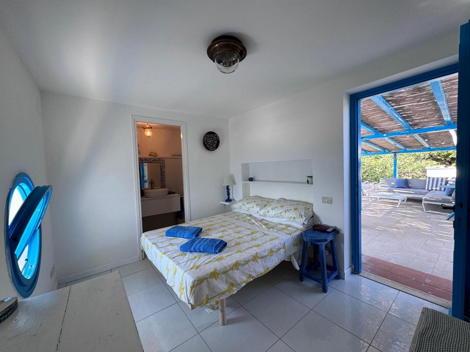 Double Room with Balcony and Sea View