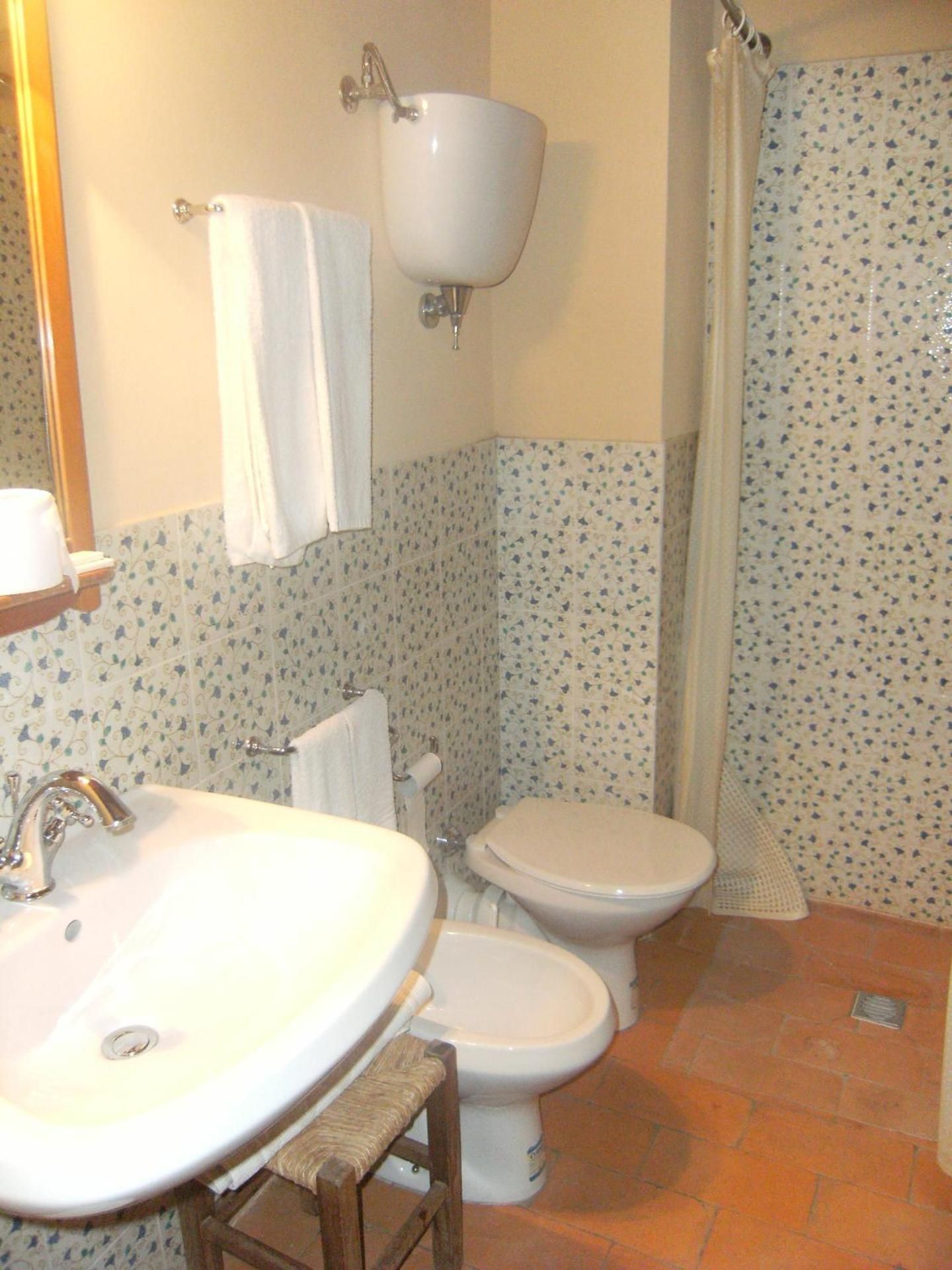 One-Bedroom Standard Apartment