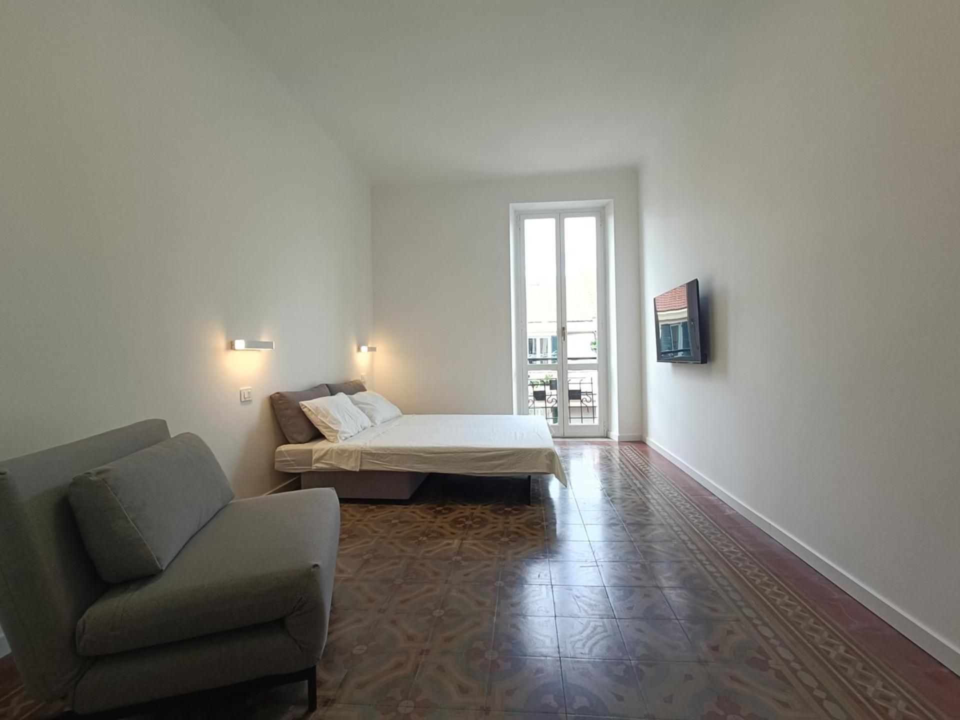 Triple Room with Private Bathroom