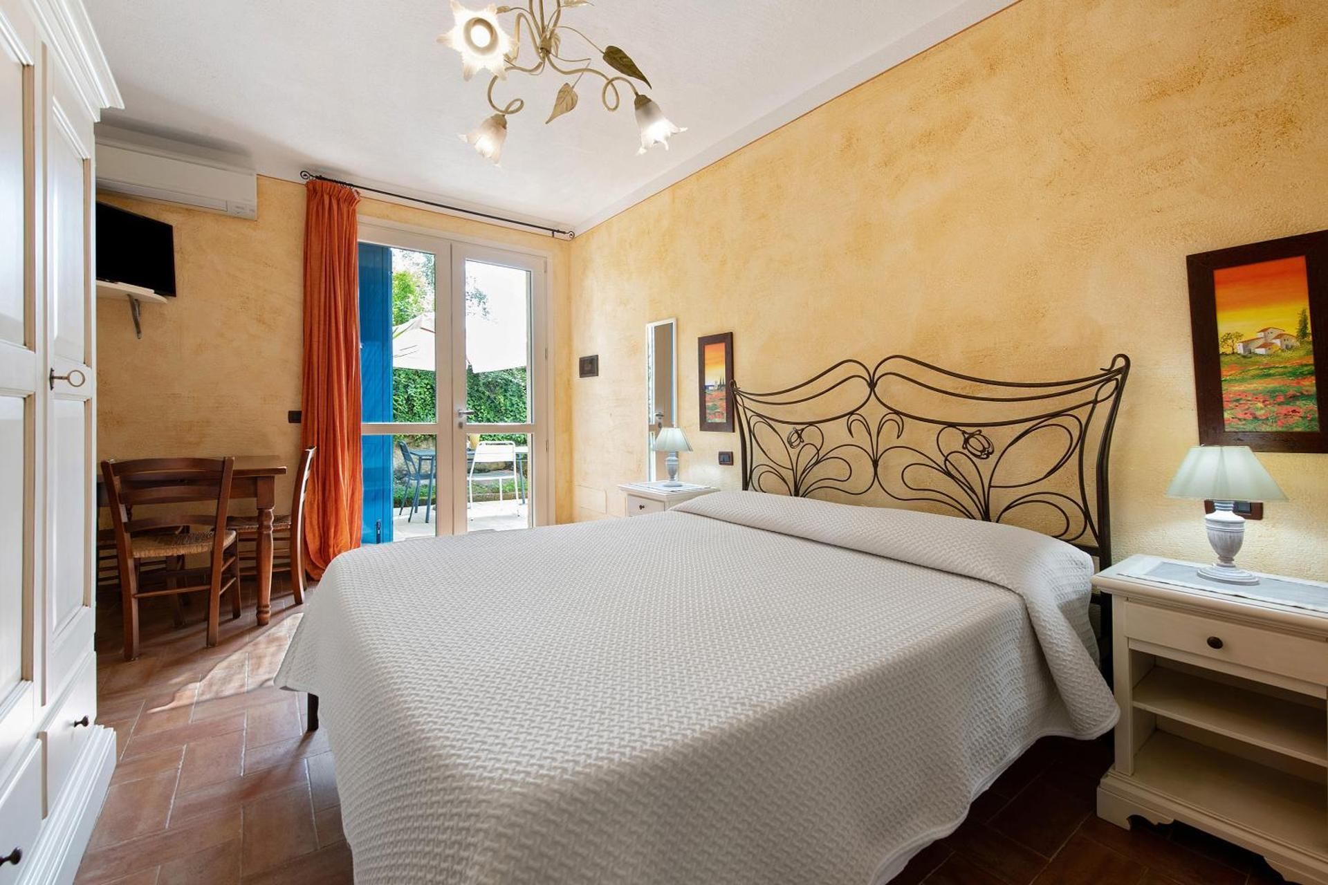 Triple Room with Shower