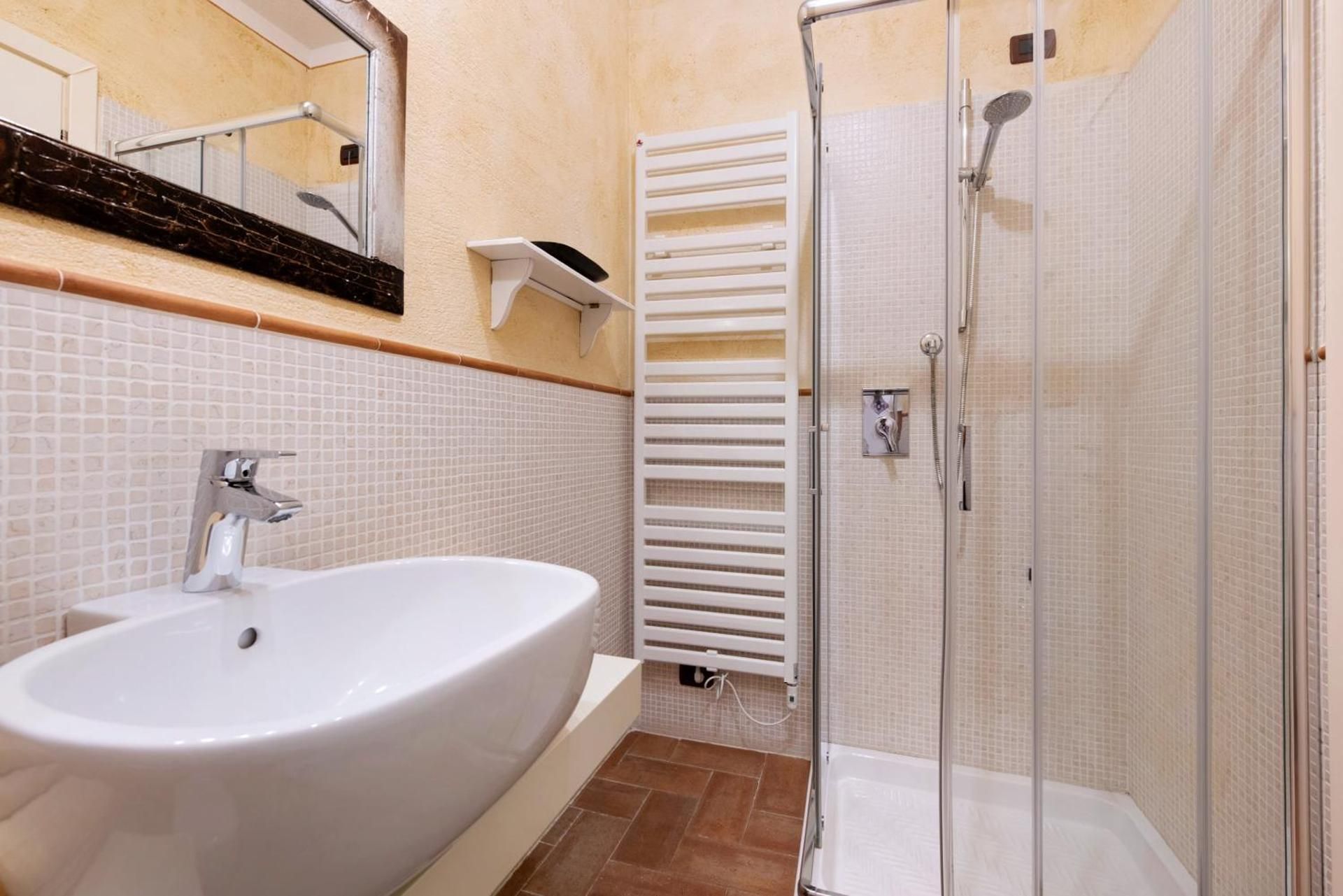 Triple Room with Shower