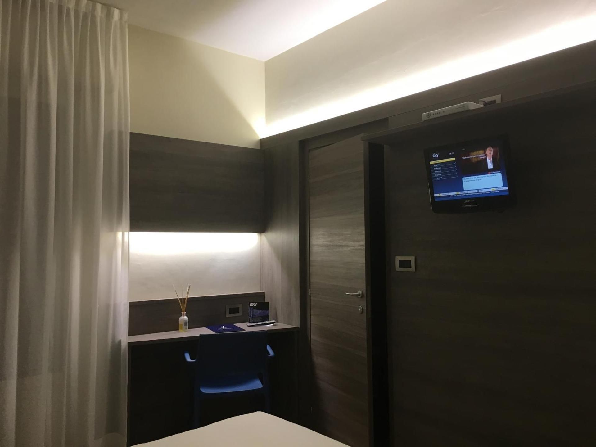 Hotel Mediterranee Superior Double Room 2