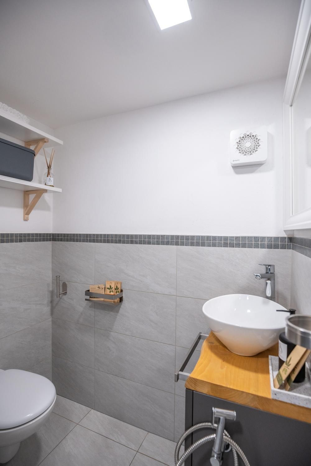 Deluxe One-Bedroom Apartment with City View