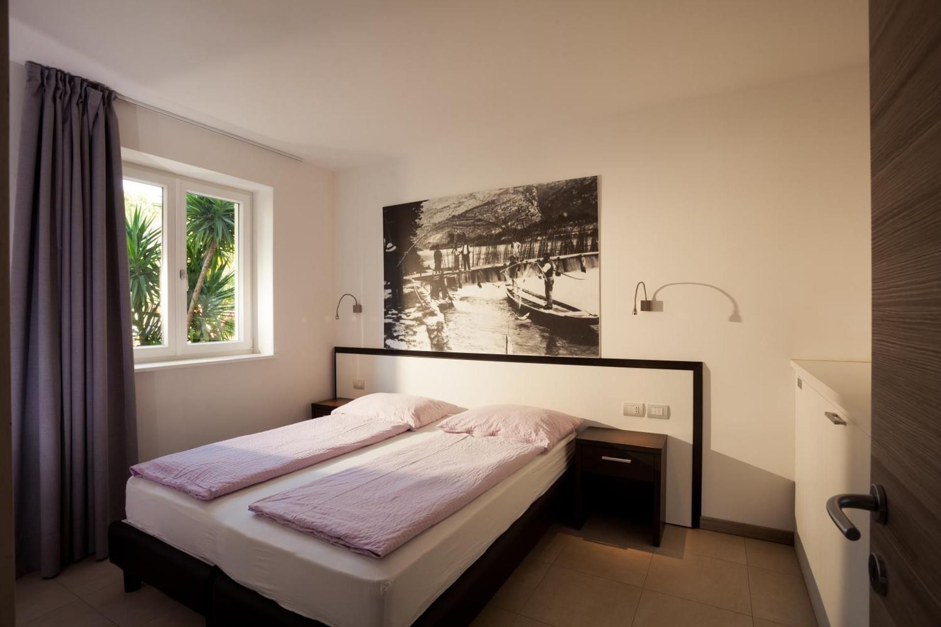 One-Bedroom Apartment with Garden View