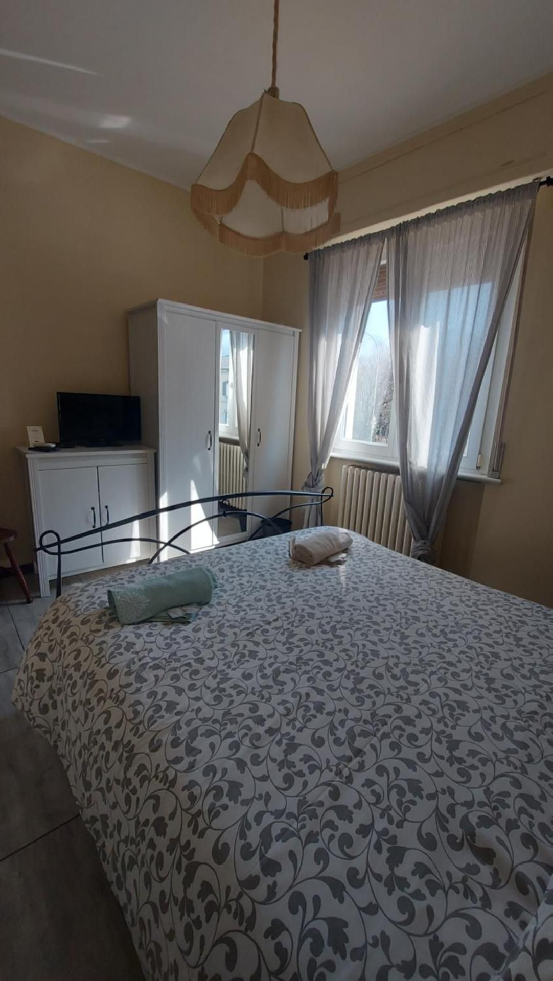 Double Room with Shared Bathroom