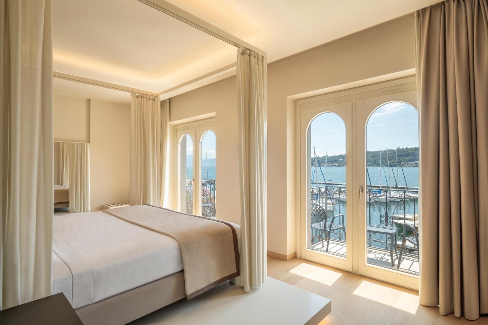 King Room with Lake View