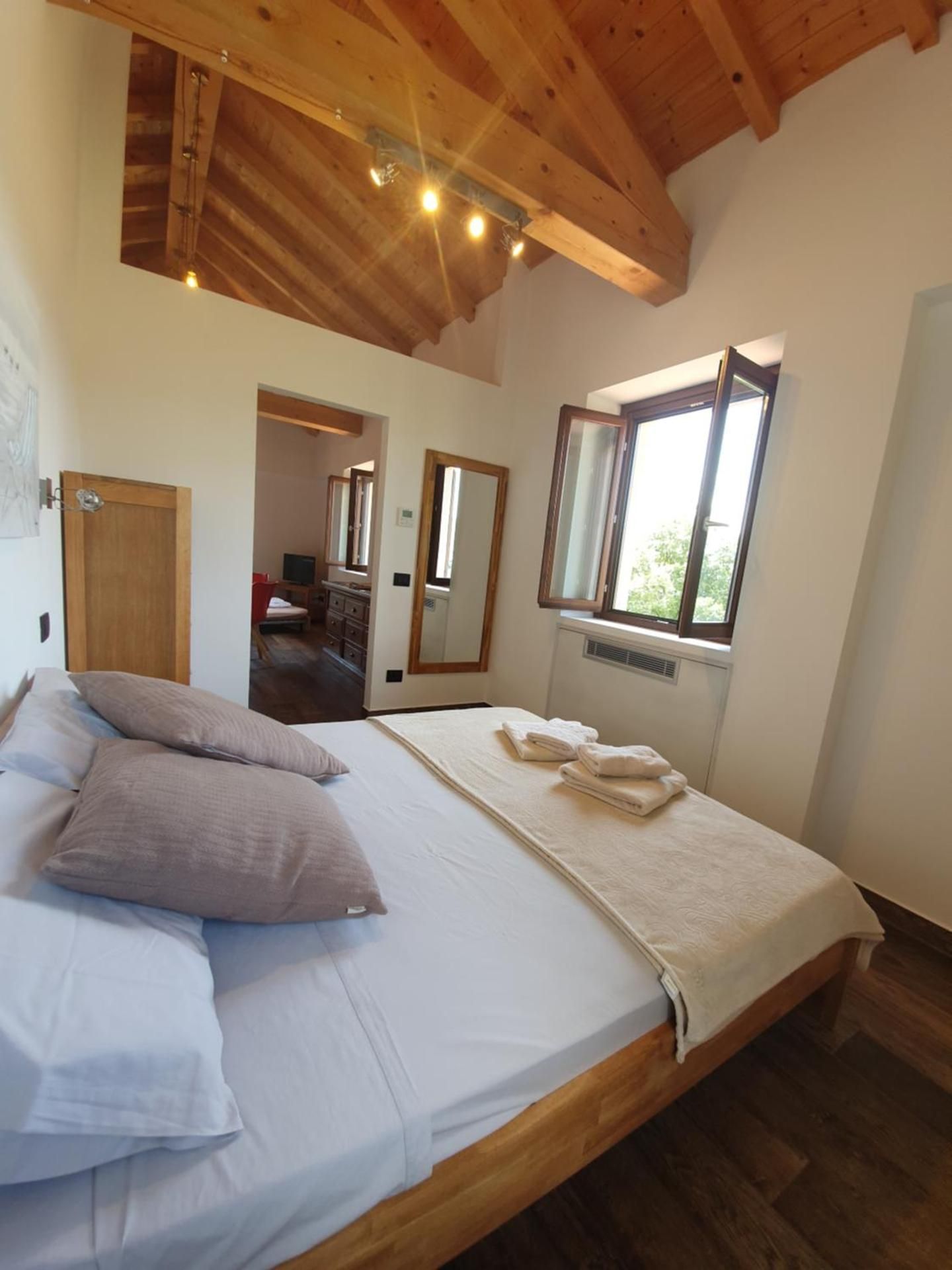 Quadruple Room with Lake View