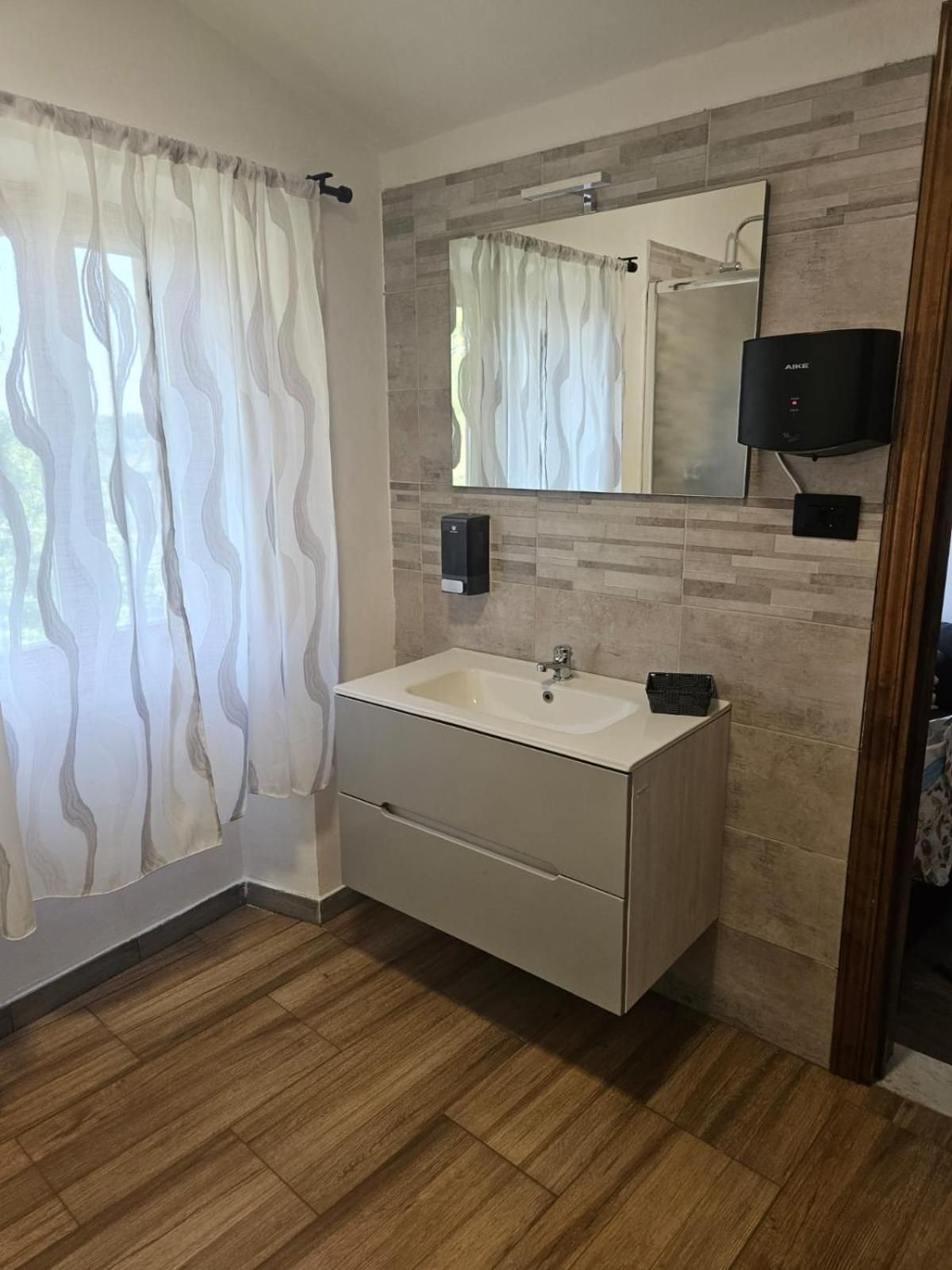 Standard Double Room with Shared Bathroom