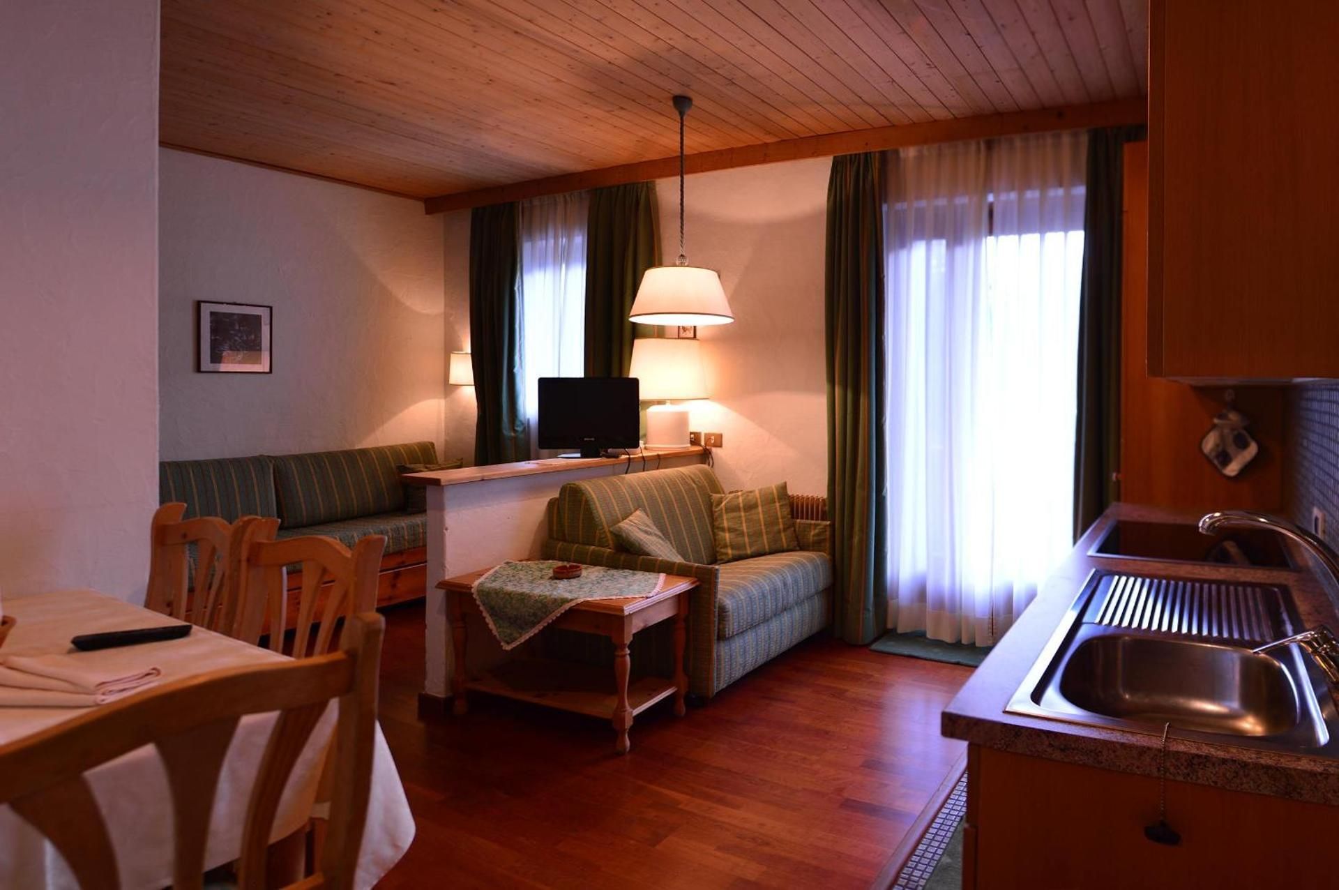 Studio Apartment