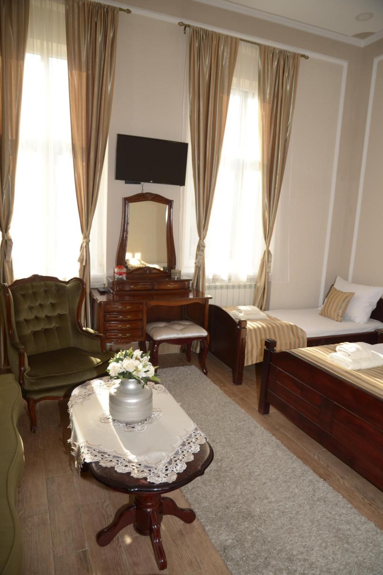 Suite with City View