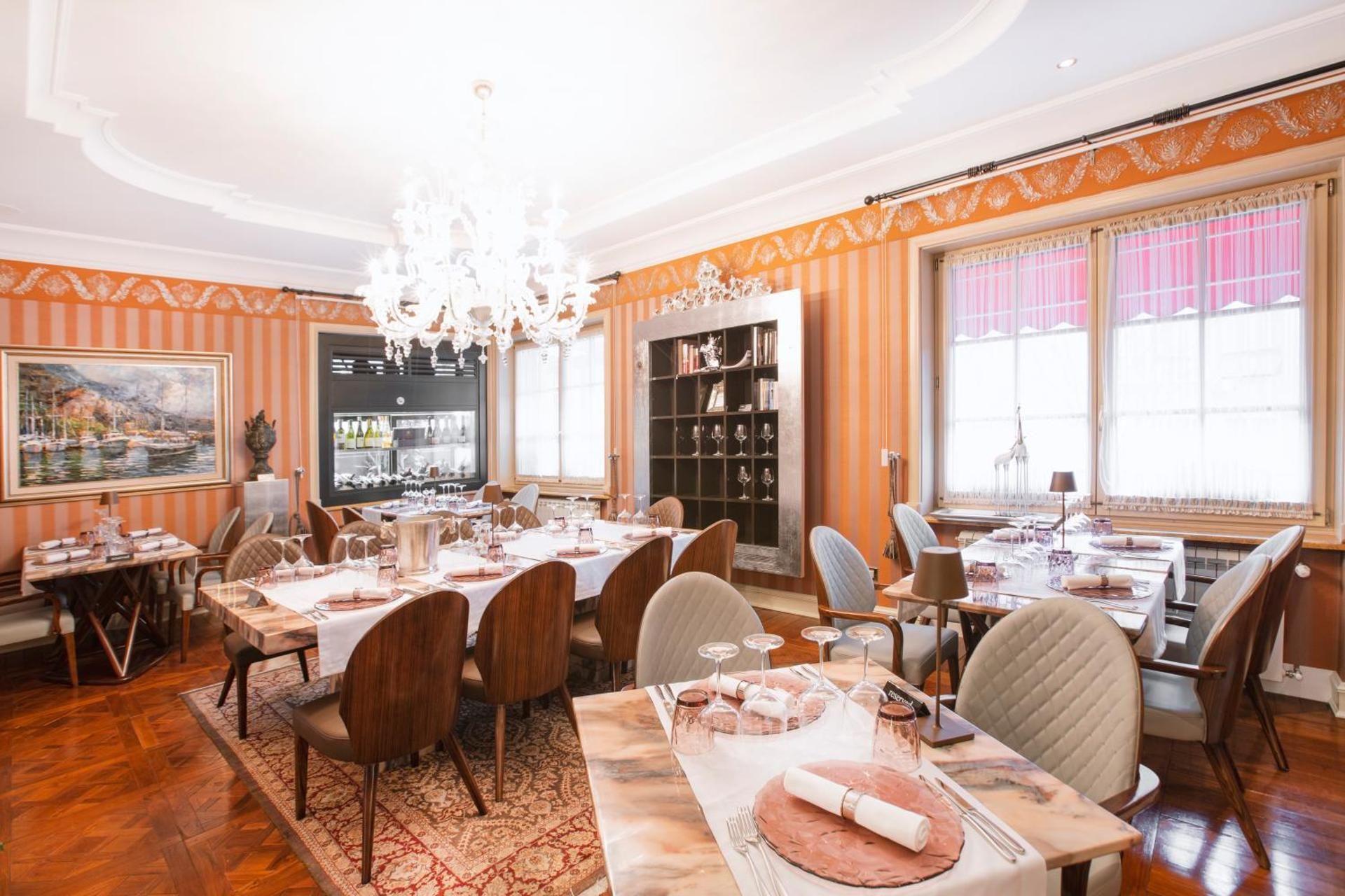 Eclat Luxury Hotel