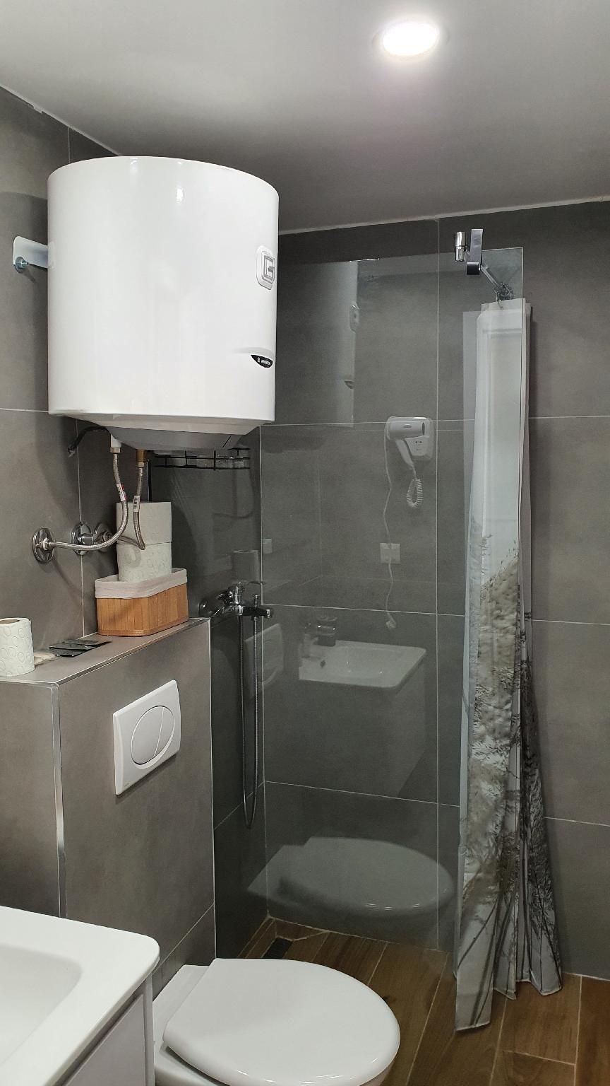 Studio Apartment
