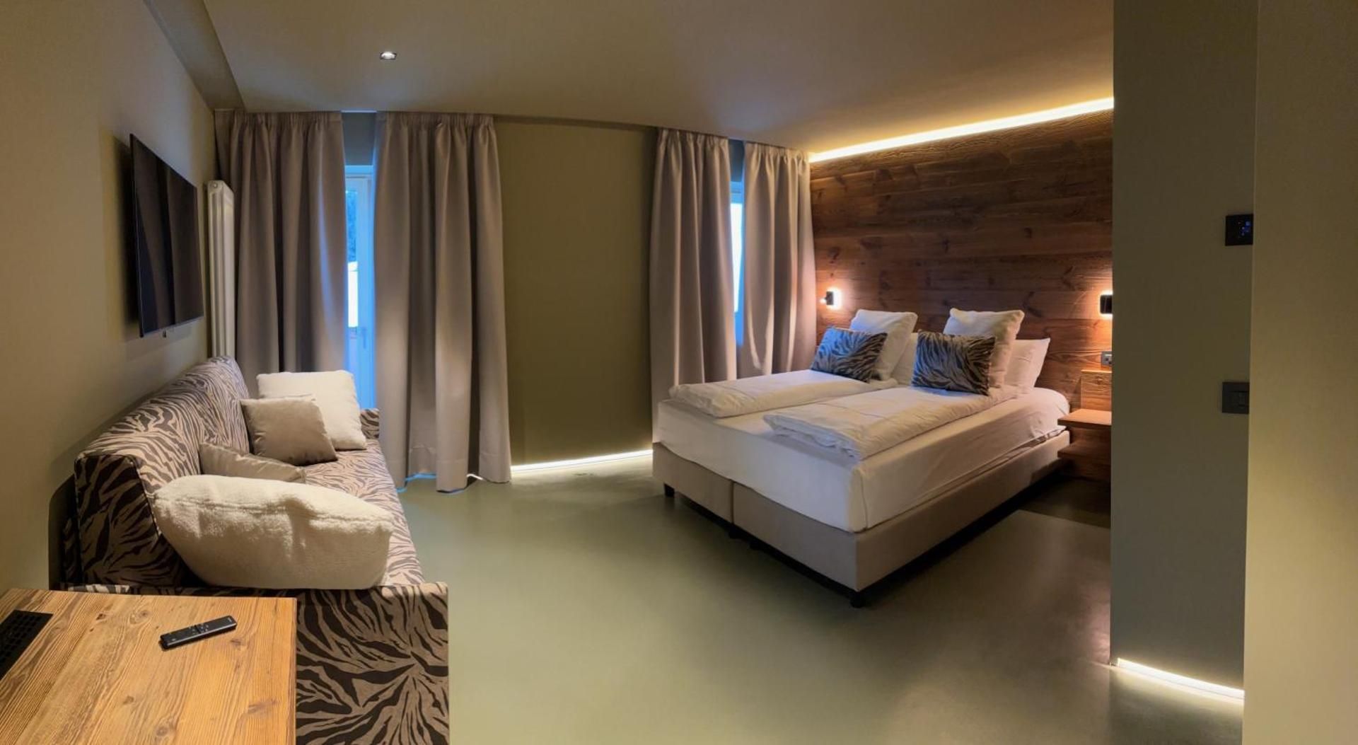 Junior Suite with Balcony