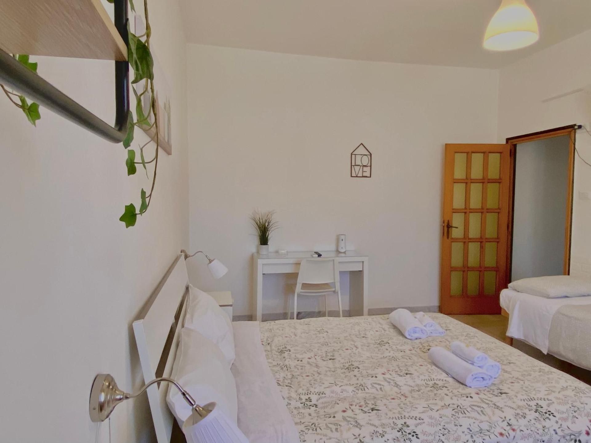 Comfort Triple Room