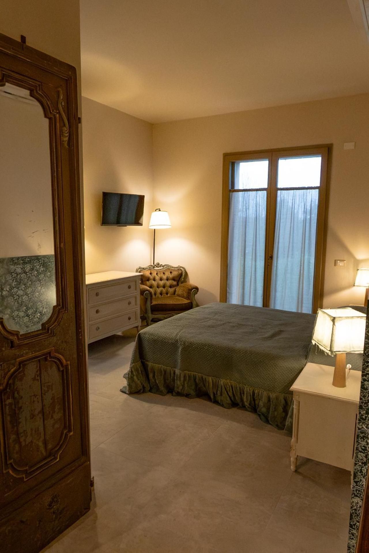 Classic Triple Room