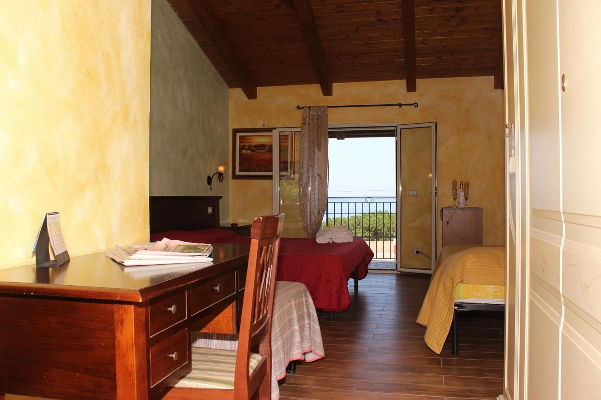 Studio with Sea View