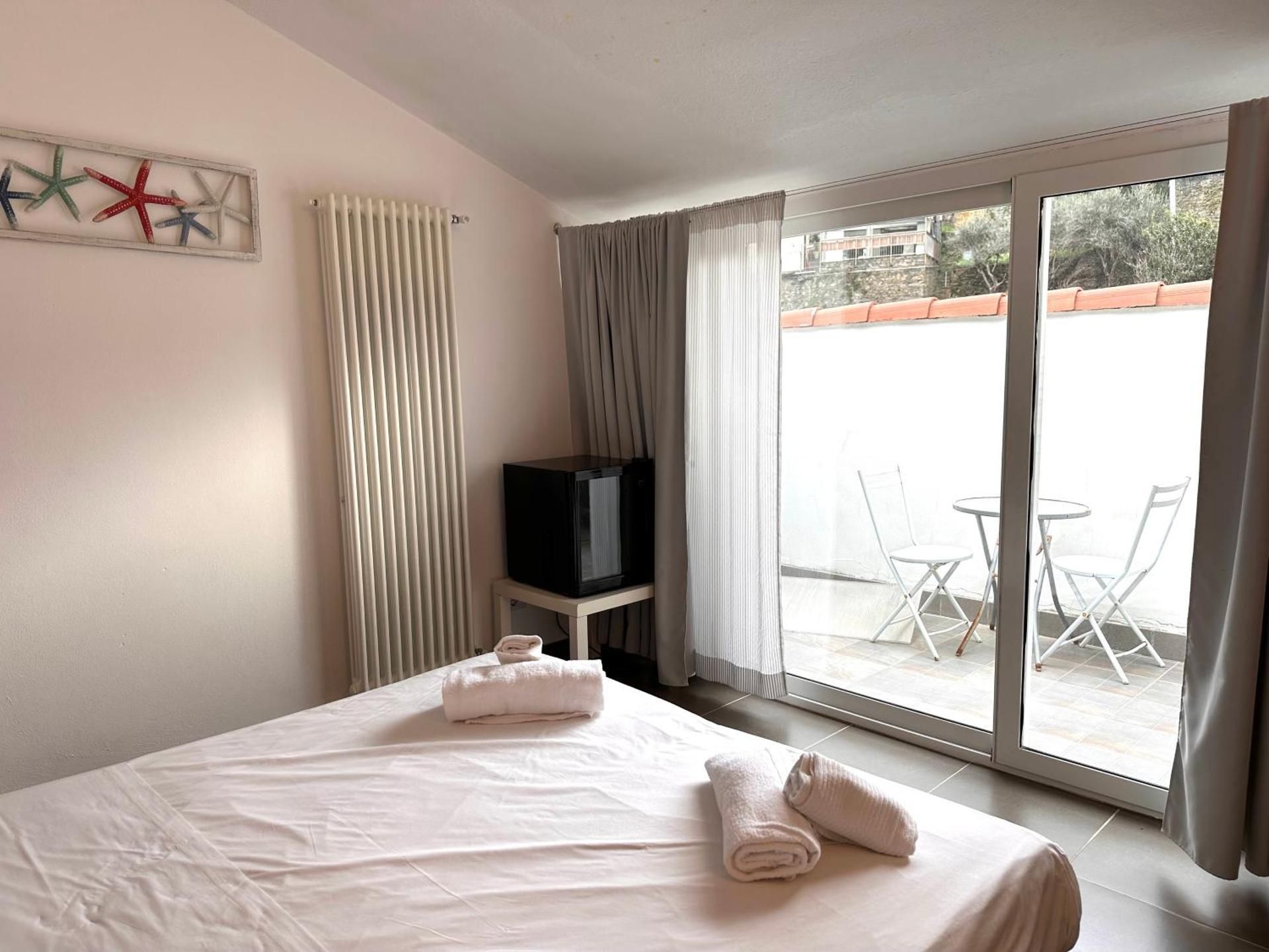 Deluxe Double Room with Castle View