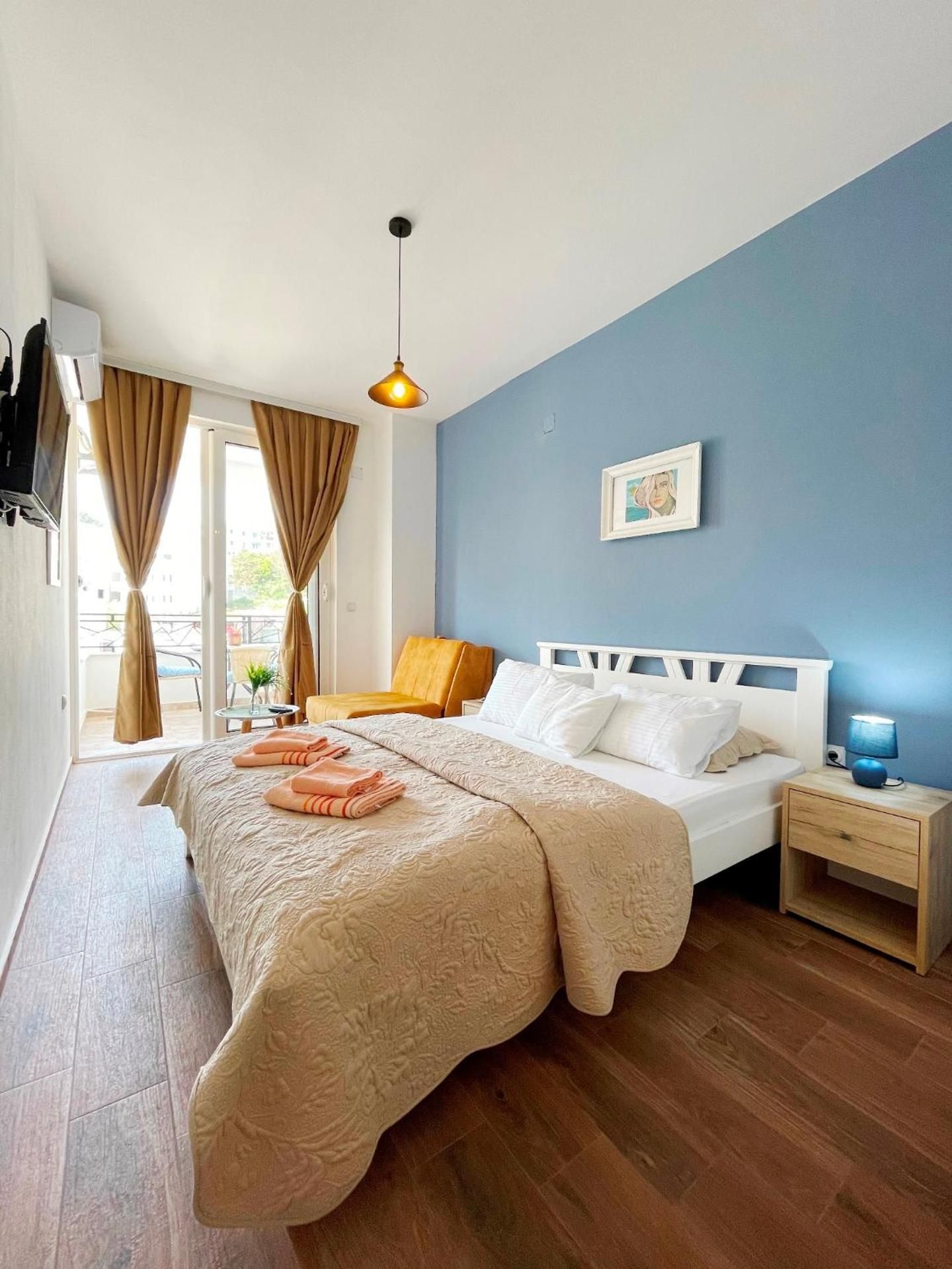 Studio with Sea View