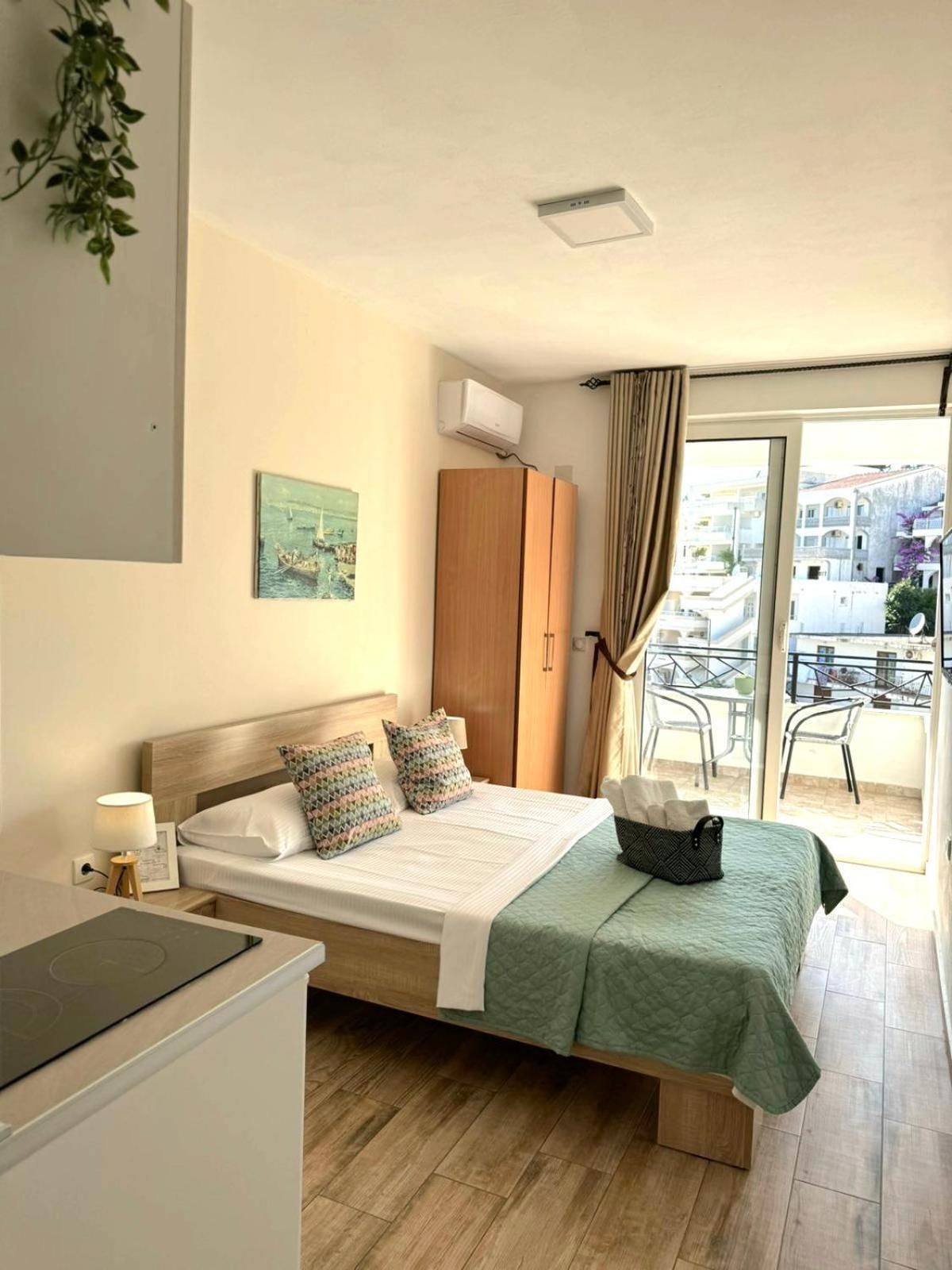 Superior Studio with Balcony and Sea View