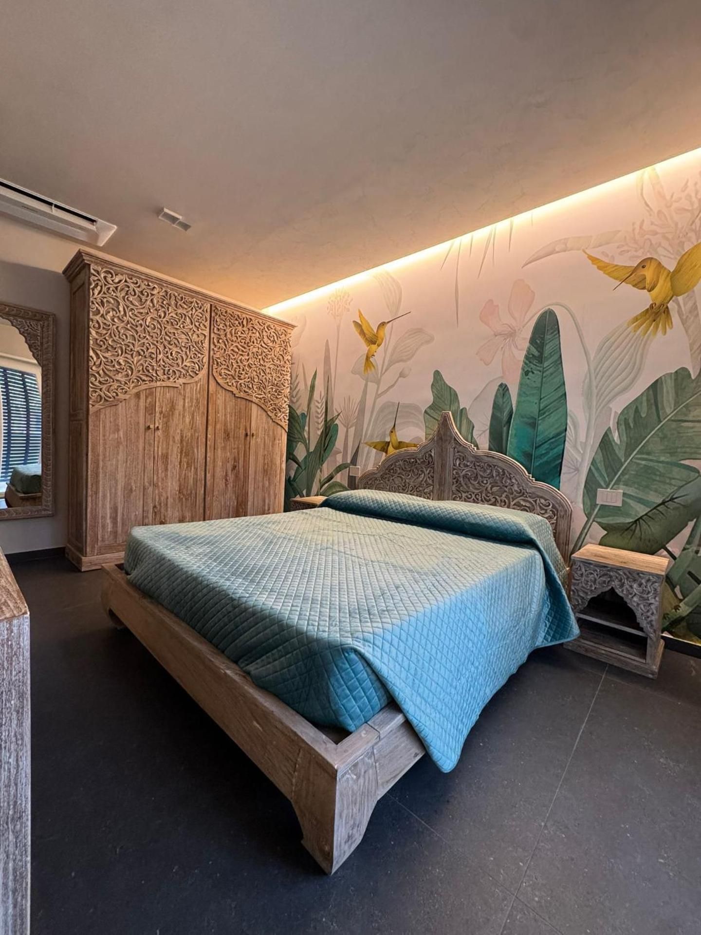 One-Bedroom Family Apartment