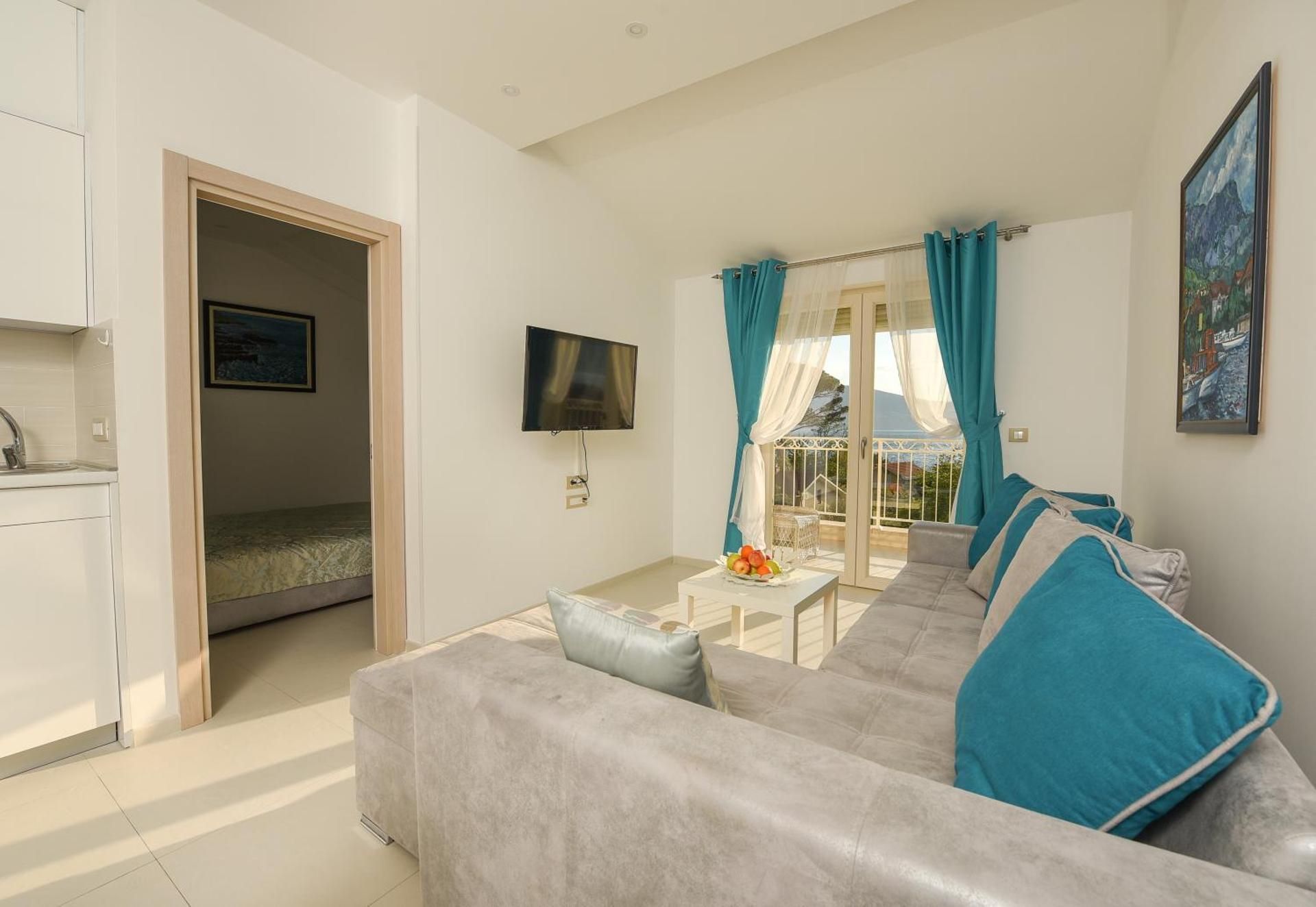 Two-Bedroom Apartment with Balcony and Sea View