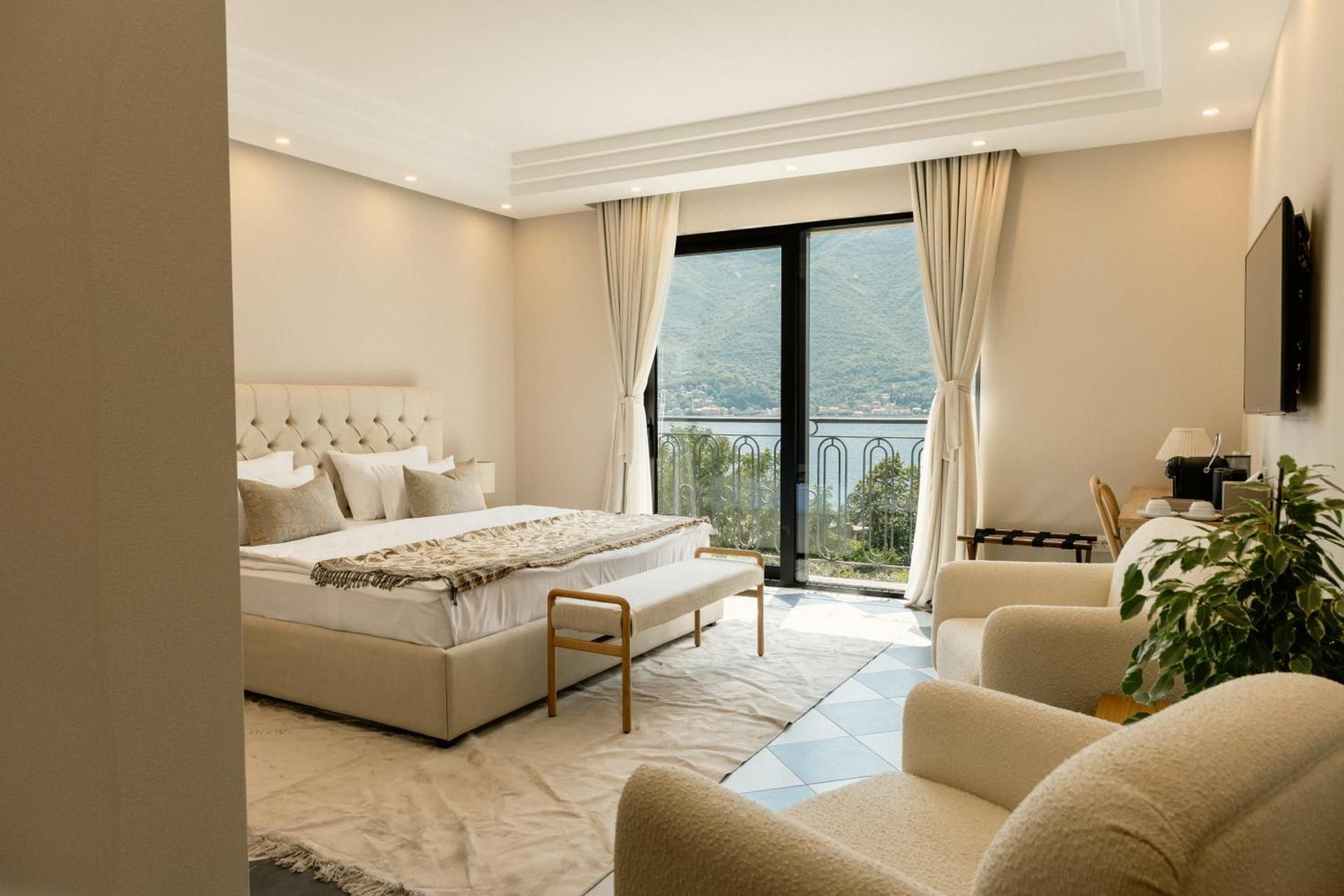 Deluxe Double Room with Sea View