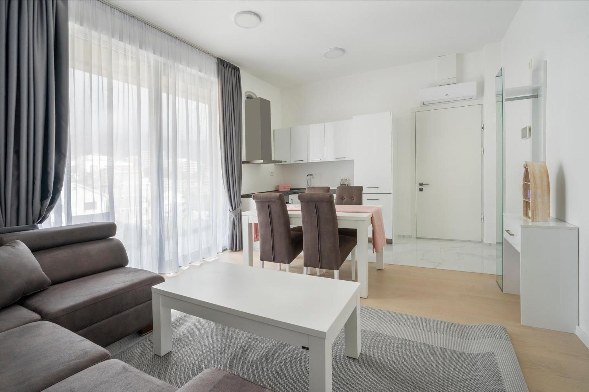 Superior Apartment