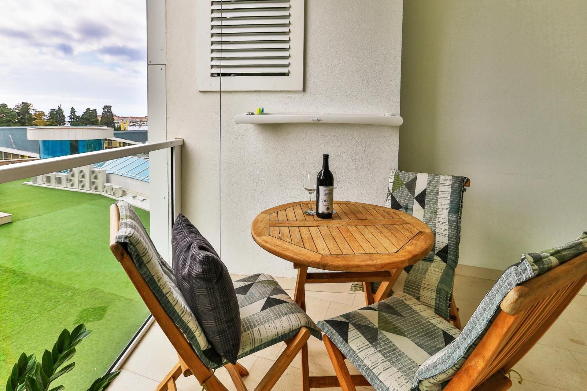 Superior Apartment