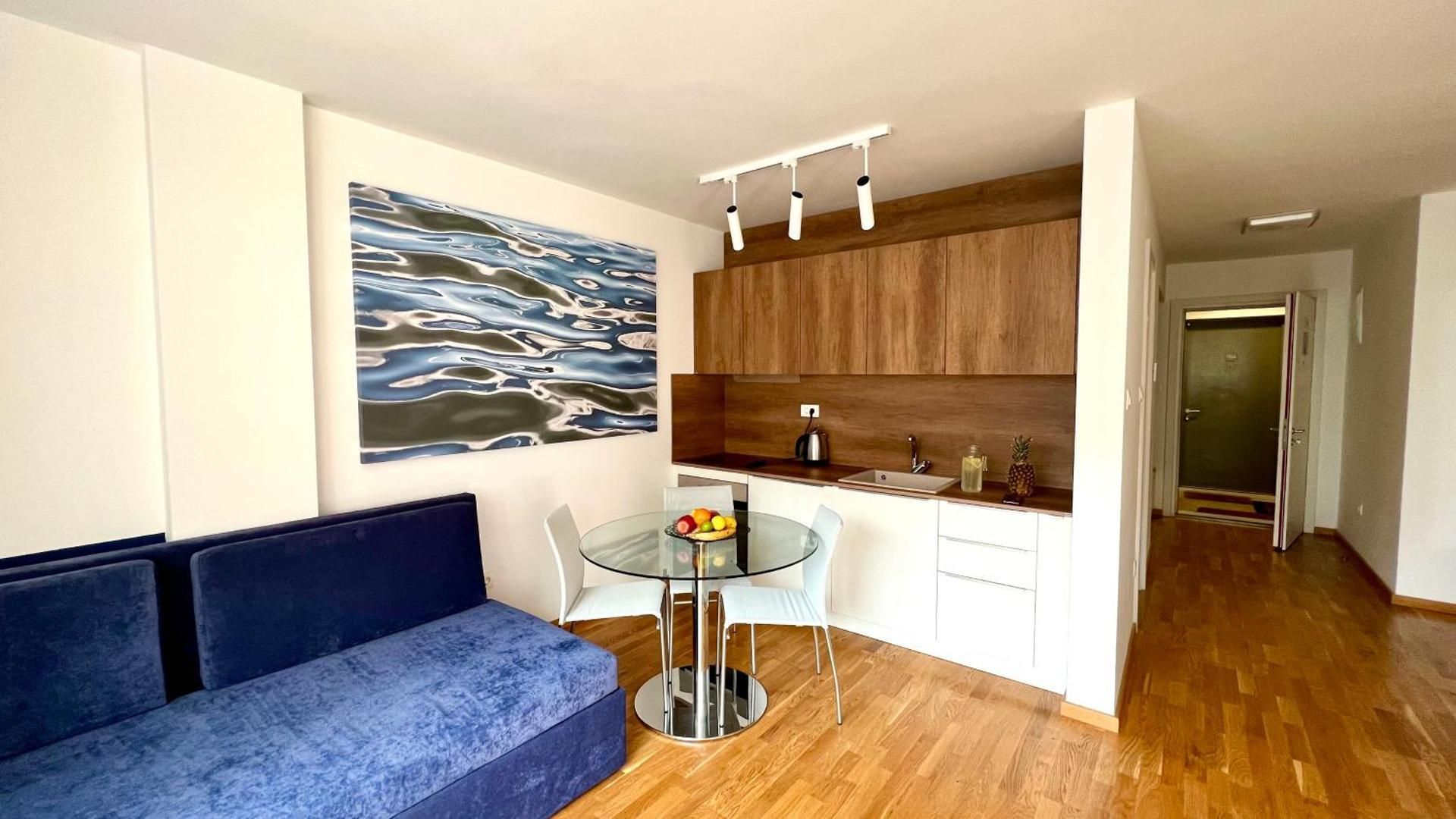 One-Bedroom Standard Apartment